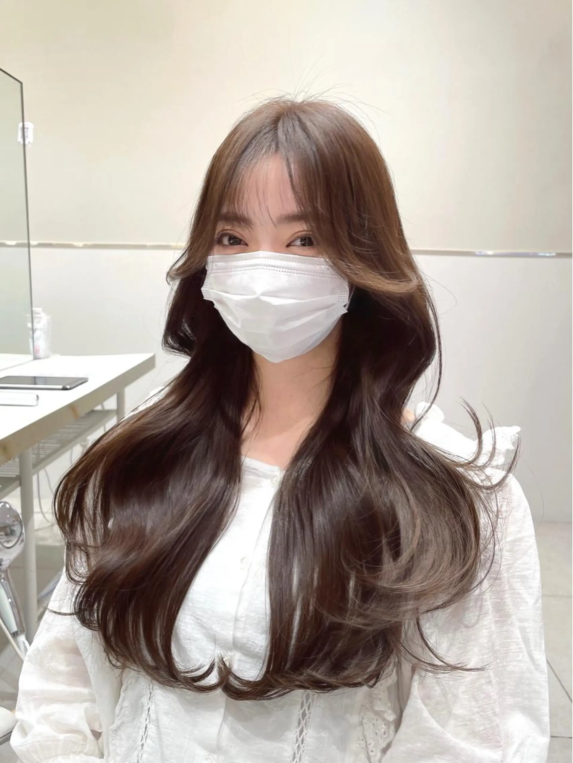 ロング カラー ヘアアレンジ 🤎小顔レイヤー /ベージュ🤎友香のヘアスタイル