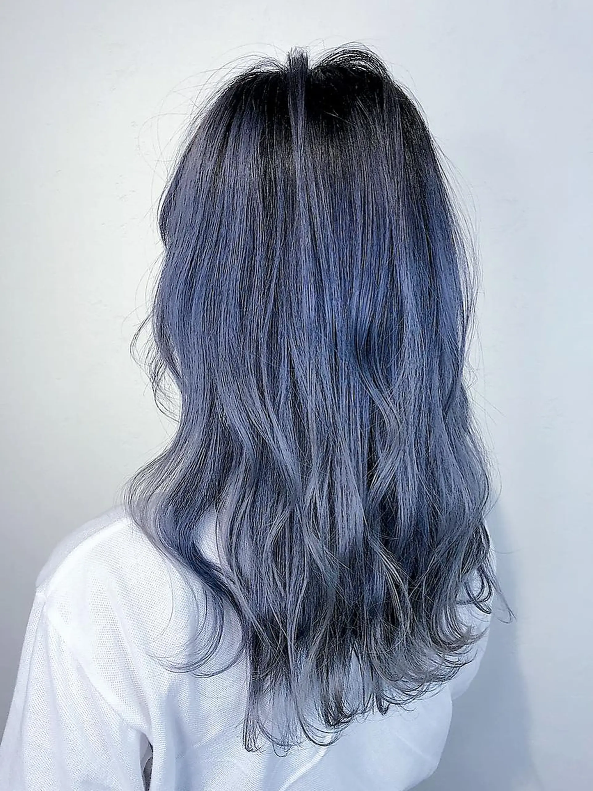 ロング カラー ヘアアレンジ ブルーカラー ネイビーカラー VIM hairおもろまち店のヘアスタイル