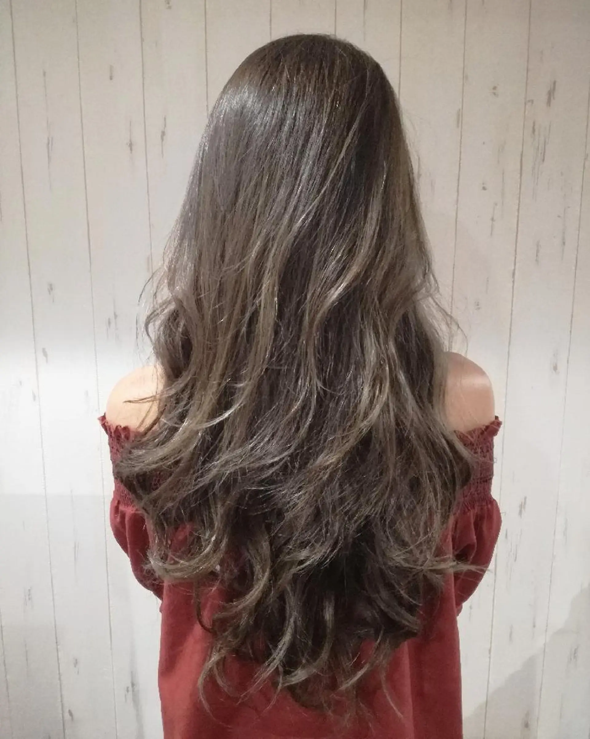 カラー ロング ハイライトカラー 外国人風カラー ハイライト 西川 敏夫のヘアスタイル