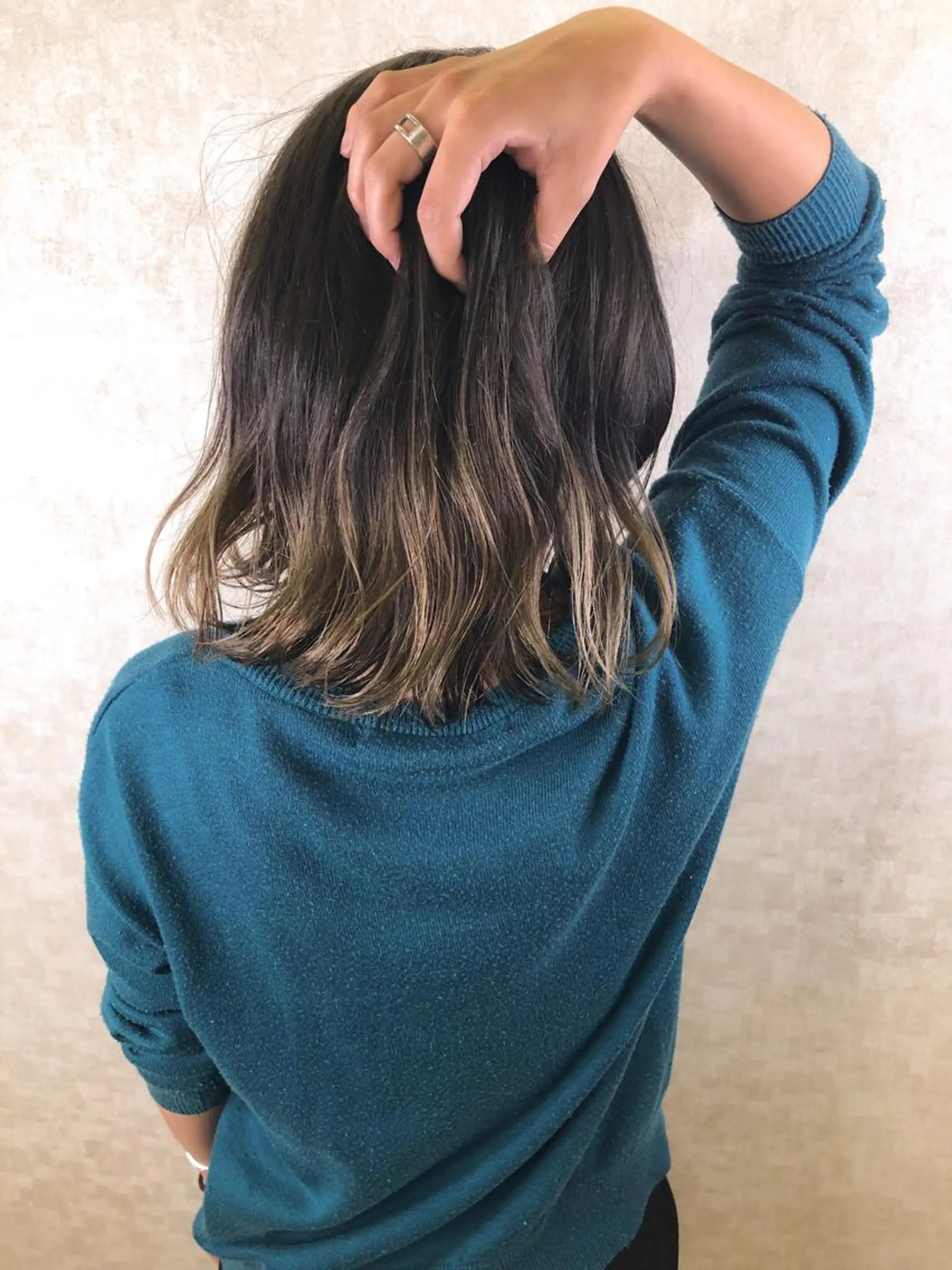 ミディアム コトネ🫧 韓国風レイヤーカットのヘアスタイル