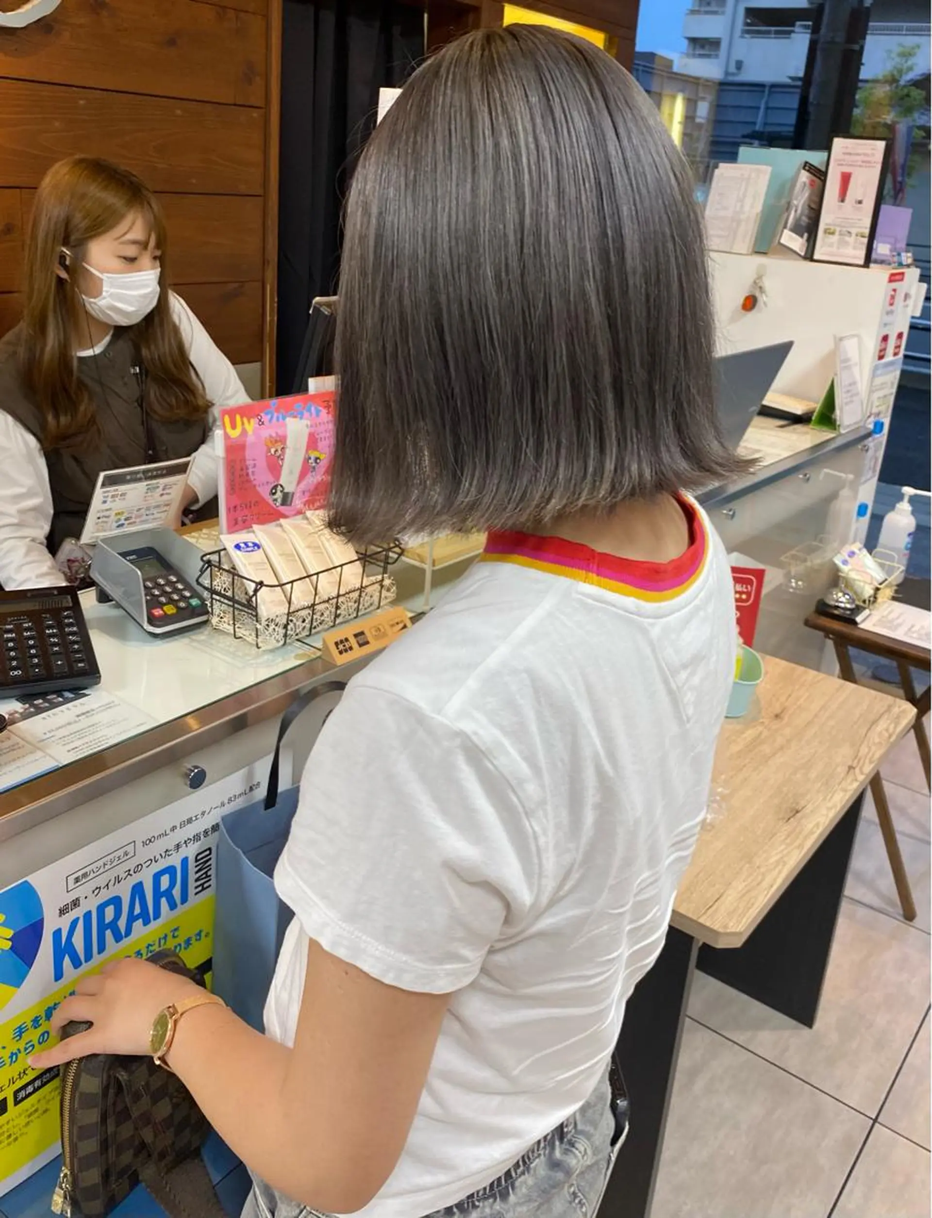 ミディアム カラー パーマ ヘアアレンジ インナー×縮毛矯正 ピンクカラー澤井里菜のヘアスタイル