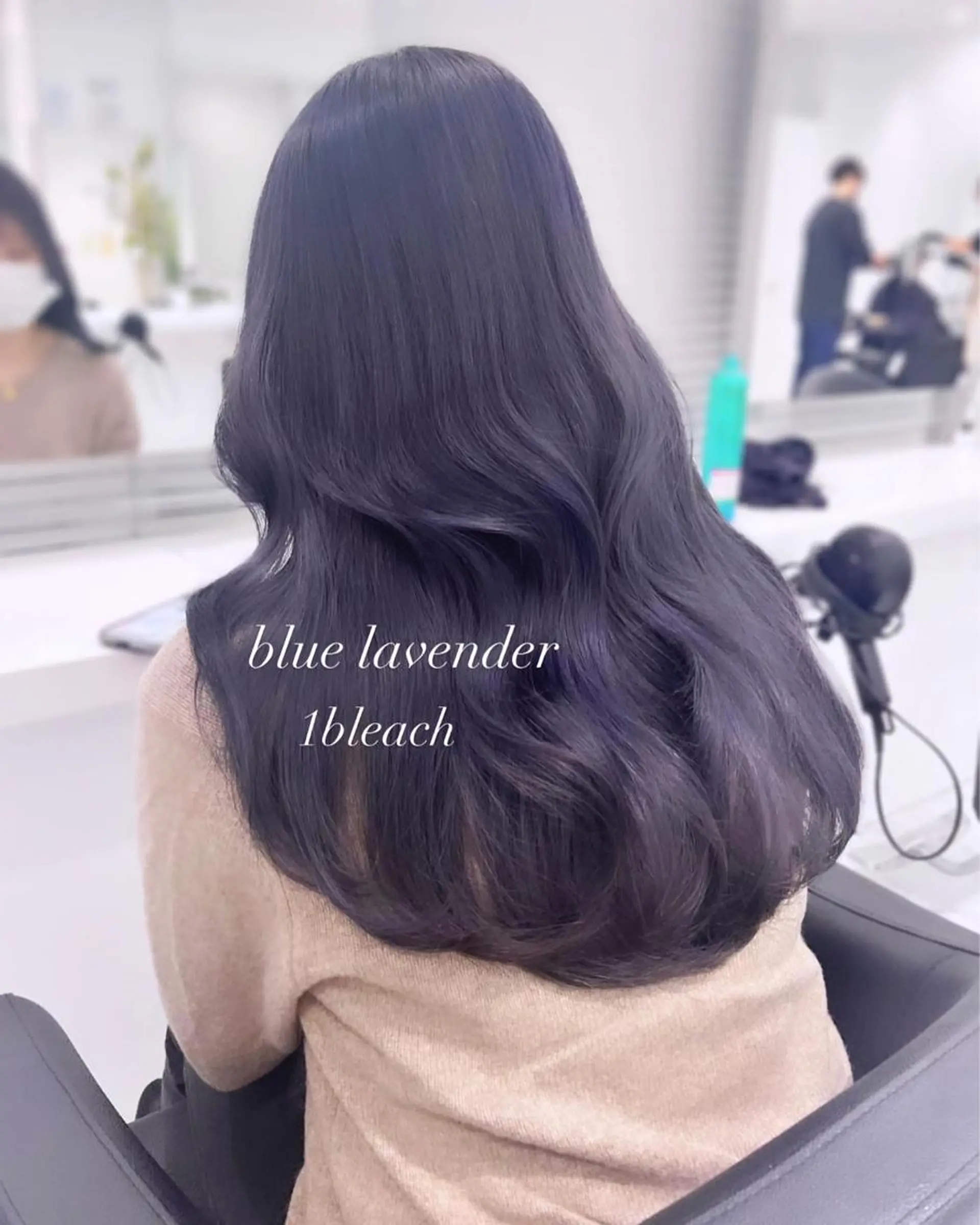 ロング カラー ヘアアレンジ 𝘳𝘺𝘰𝘬𝘢 髪質改善／ブリーチのヘアスタイル