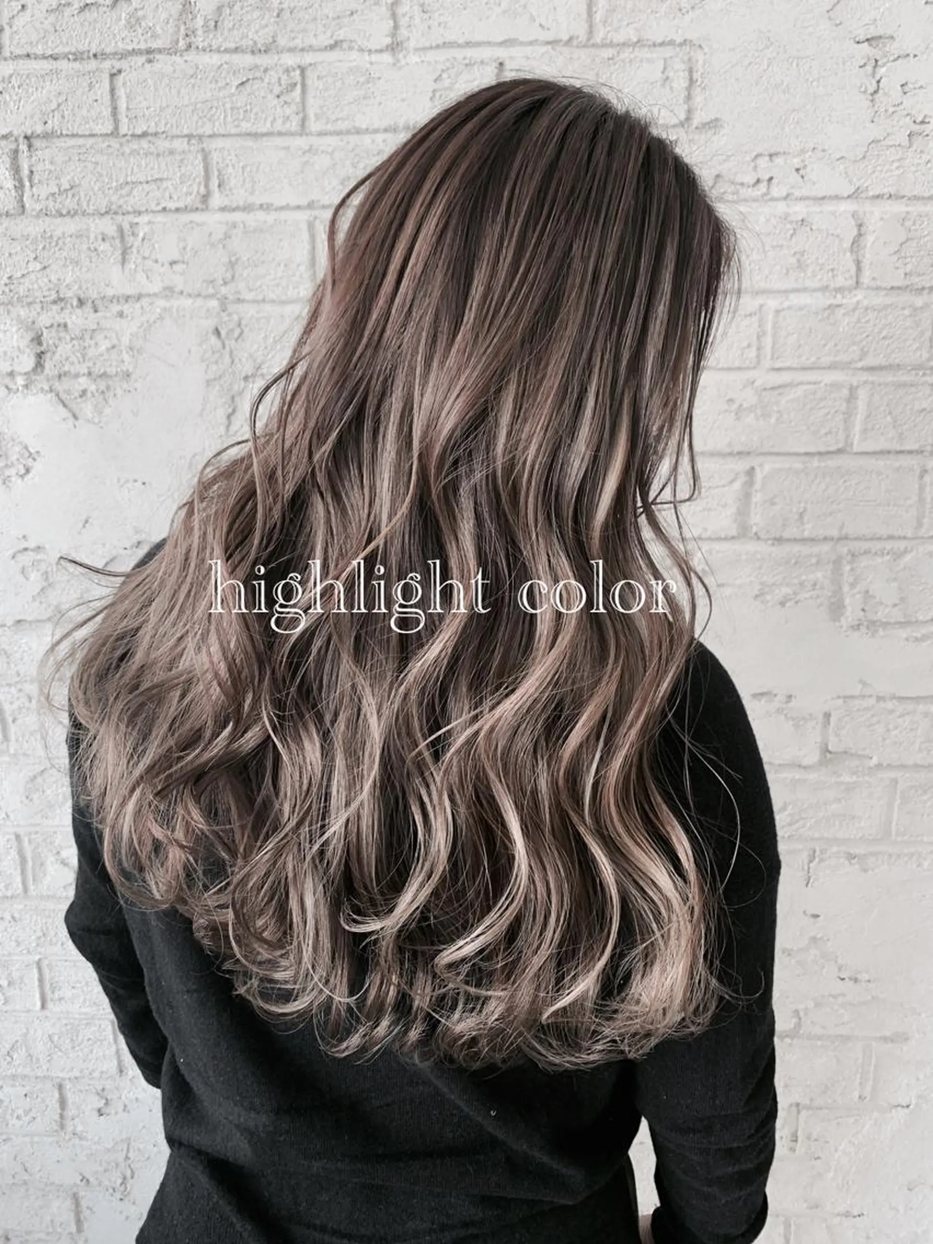 ロング ハイライト ハイライトカラー＆ ダブルカラー　田口のヘアスタイル