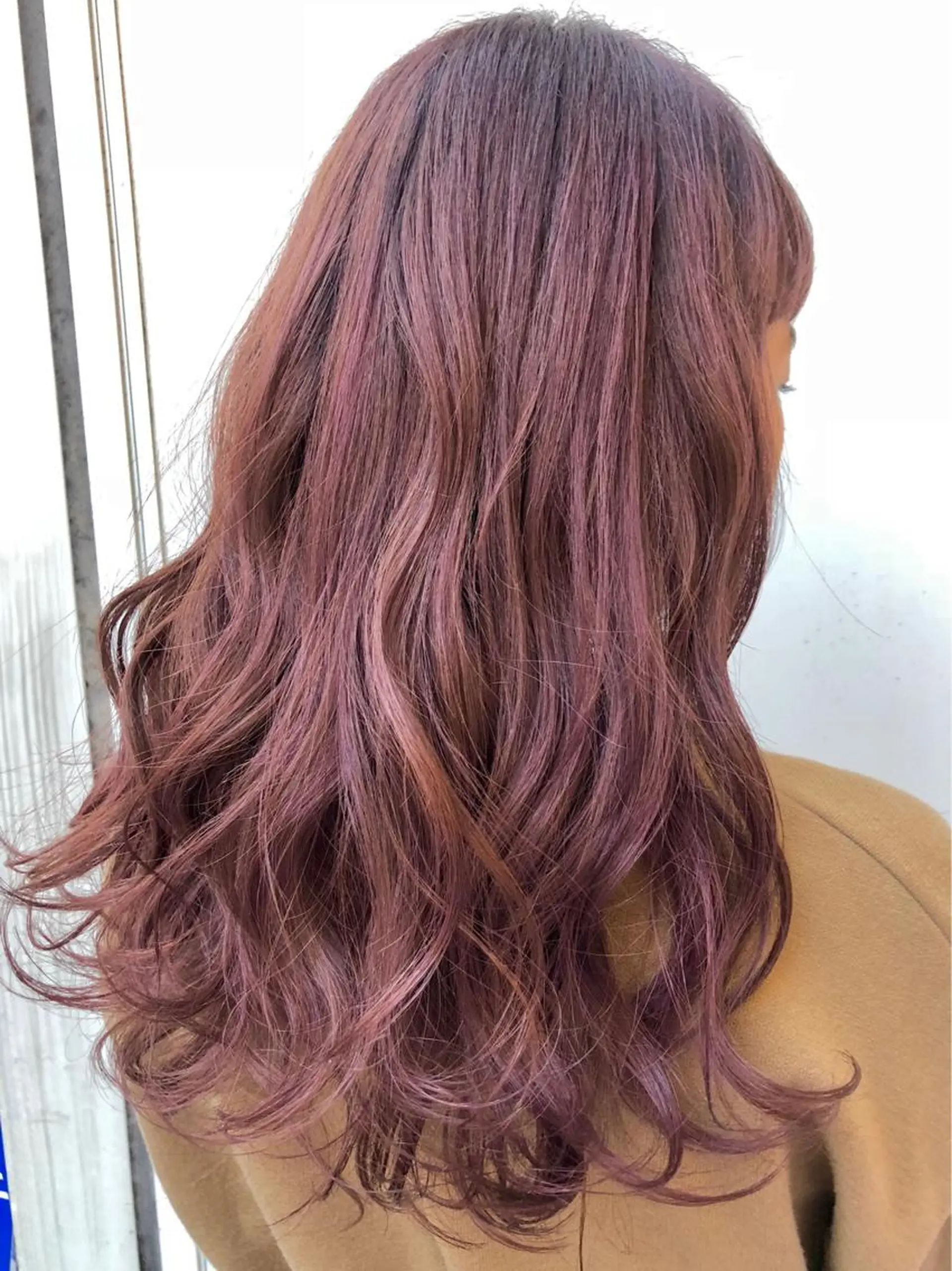 ロング カラー 女性に人気♪ はやしほのかのヘアスタイル