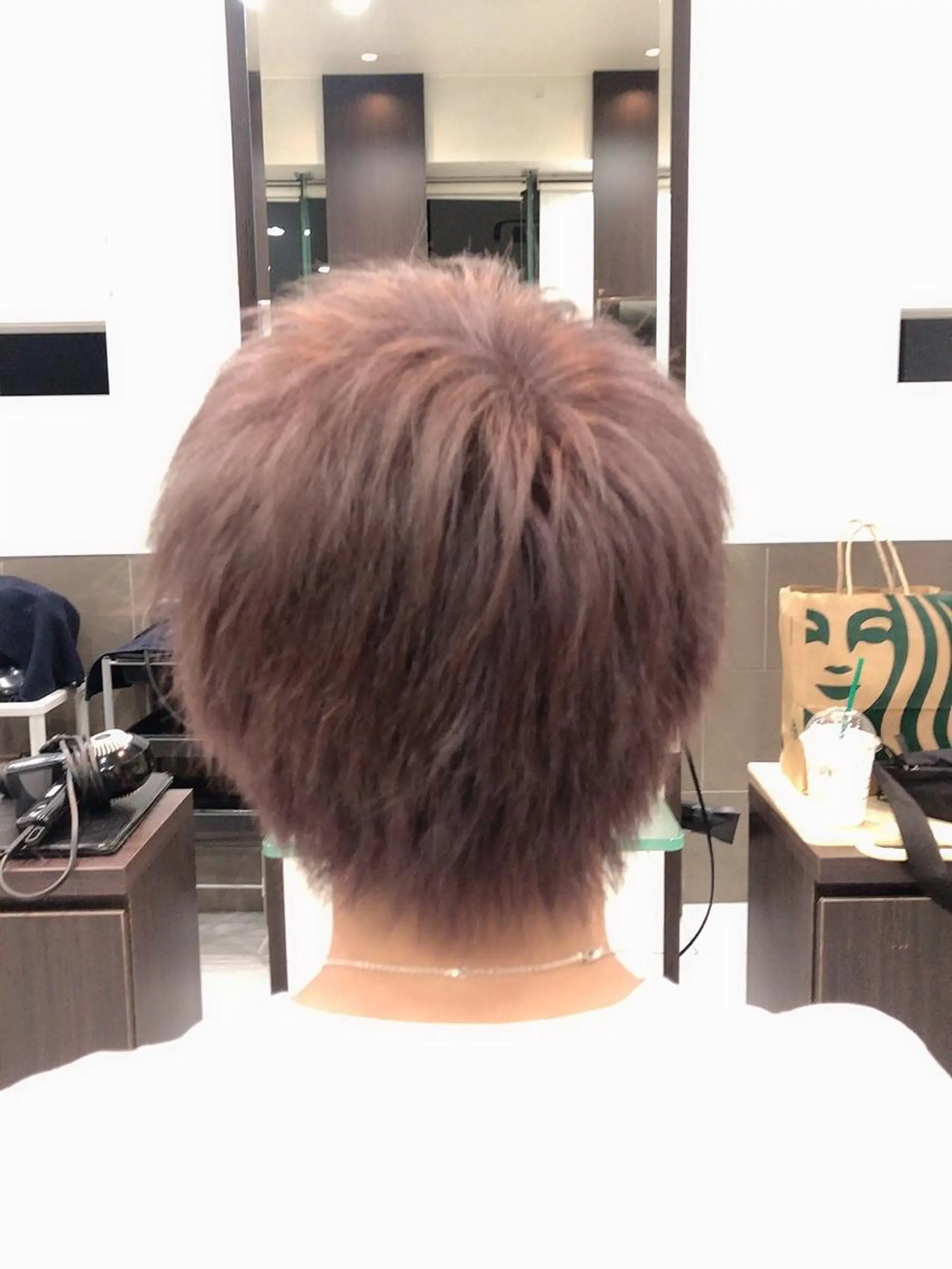 ショート メンズ メンズブリーチ アッシュ PROGRESS Harukiのヘアスタイル