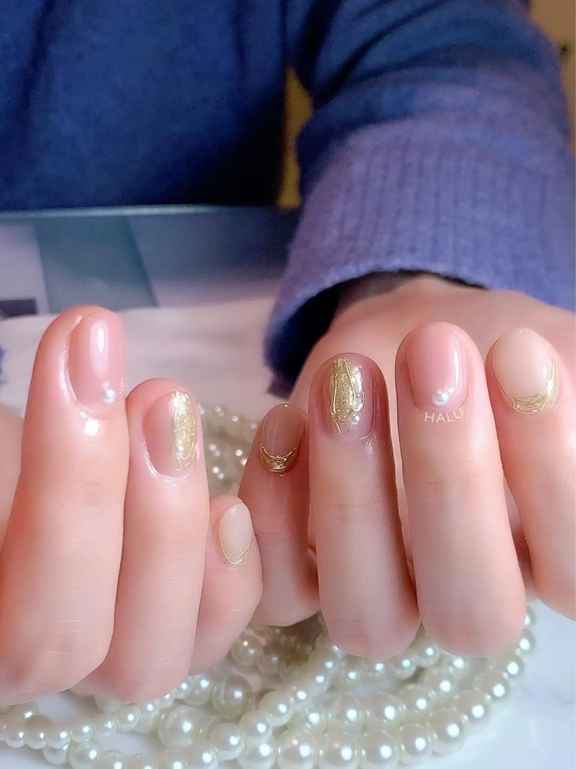ネイル ゴールド HALU ハルのネイルデザイン