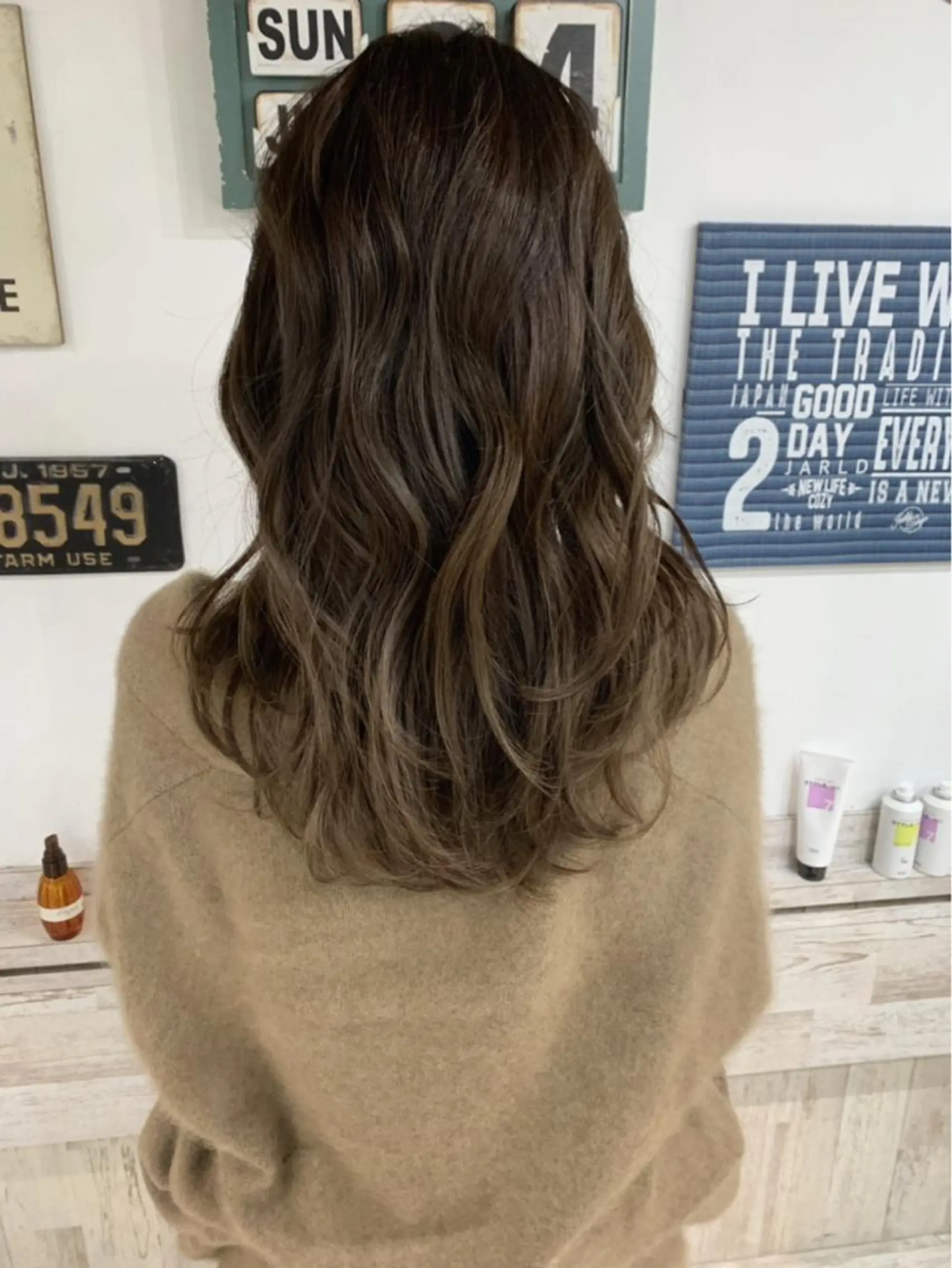 セミロング カラー カット ヘアカラー 京都大人女性ショート 徒歩1分/秋山のヘアスタイル