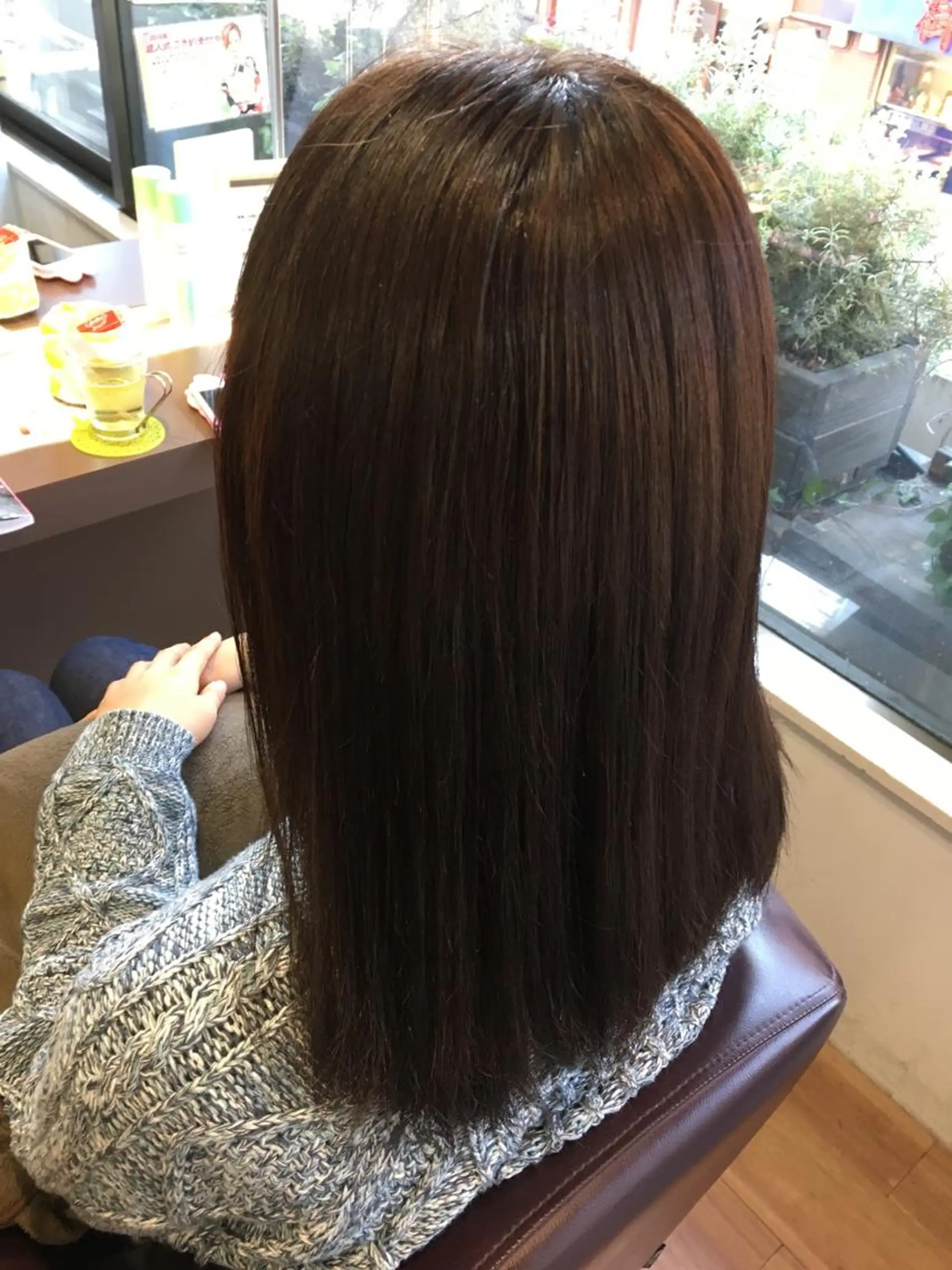 ミディアム ヘアカラー 佐川 絢のヘアスタイル