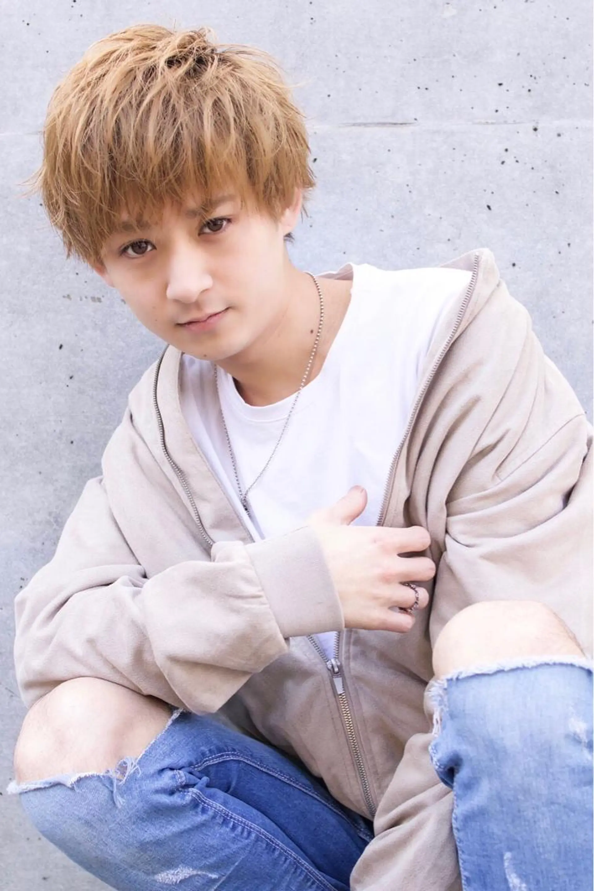 ショート カラー メンズ アップバング マッシュ メンズパーマ メンズショート 刈り上げ ヘアカラー トリートメント ヘッドスパ ヘアセット 赤み消し🌿 透明感カラー🫧のヘアスタイル