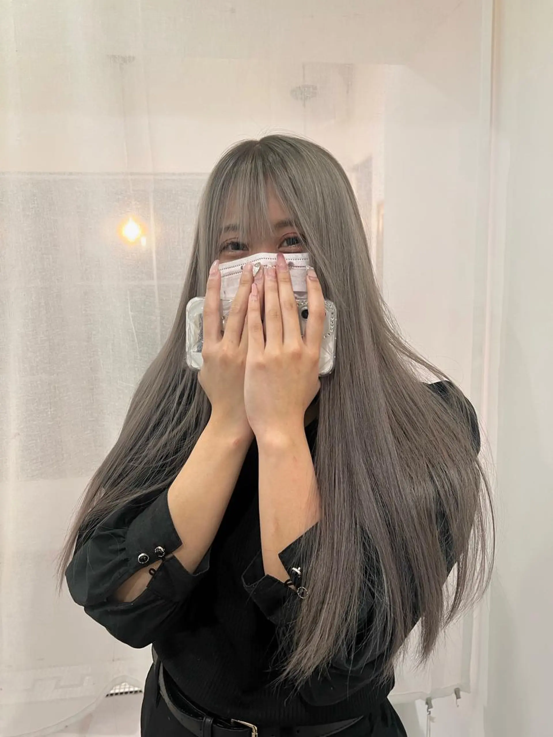 ロング 似合わせレイヤー ＆透明感カラーのヘアスタイル