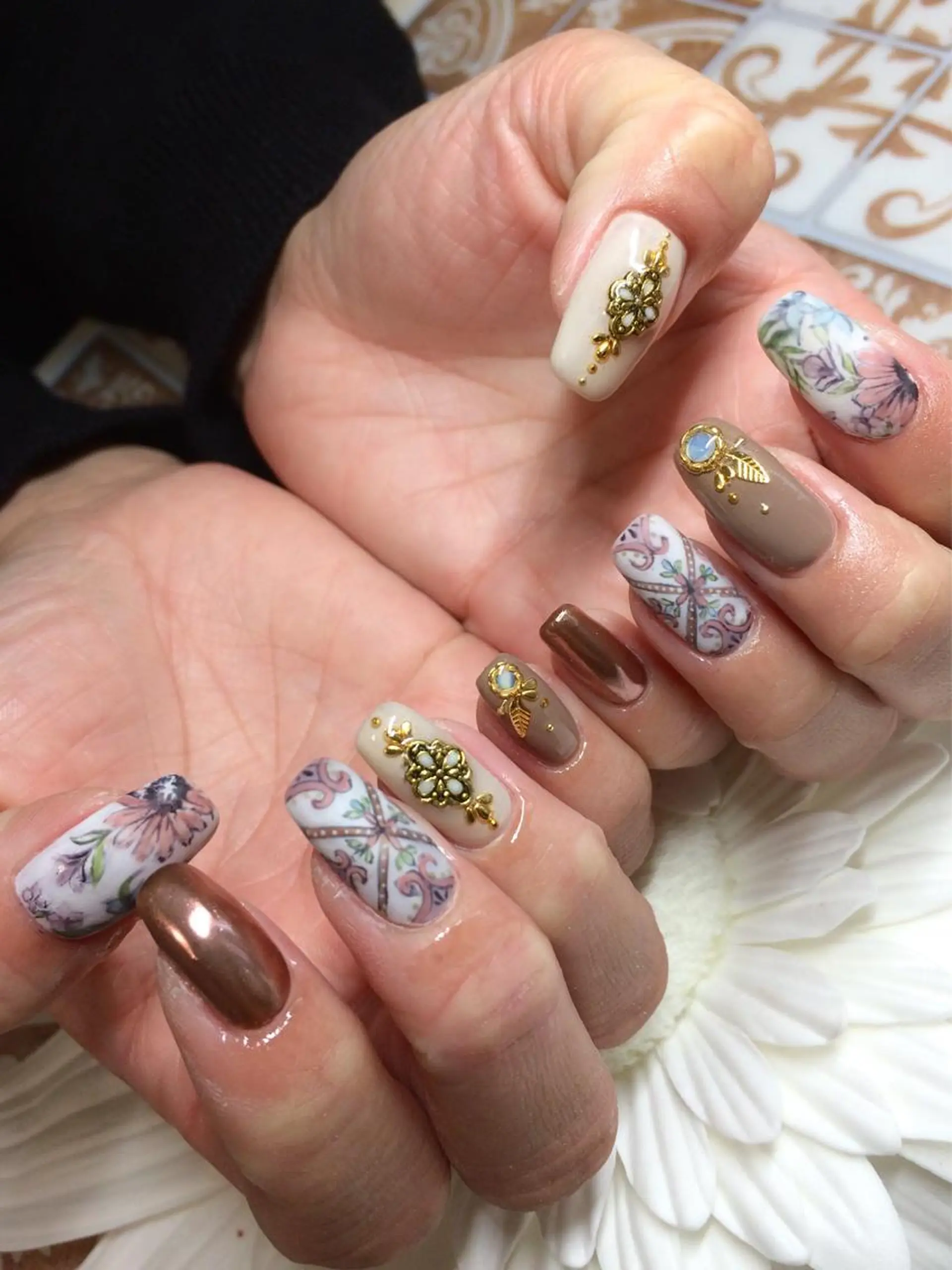 ネイル アートネイル ハンドネイル Nailsalon E's cafeのネイルデザイン