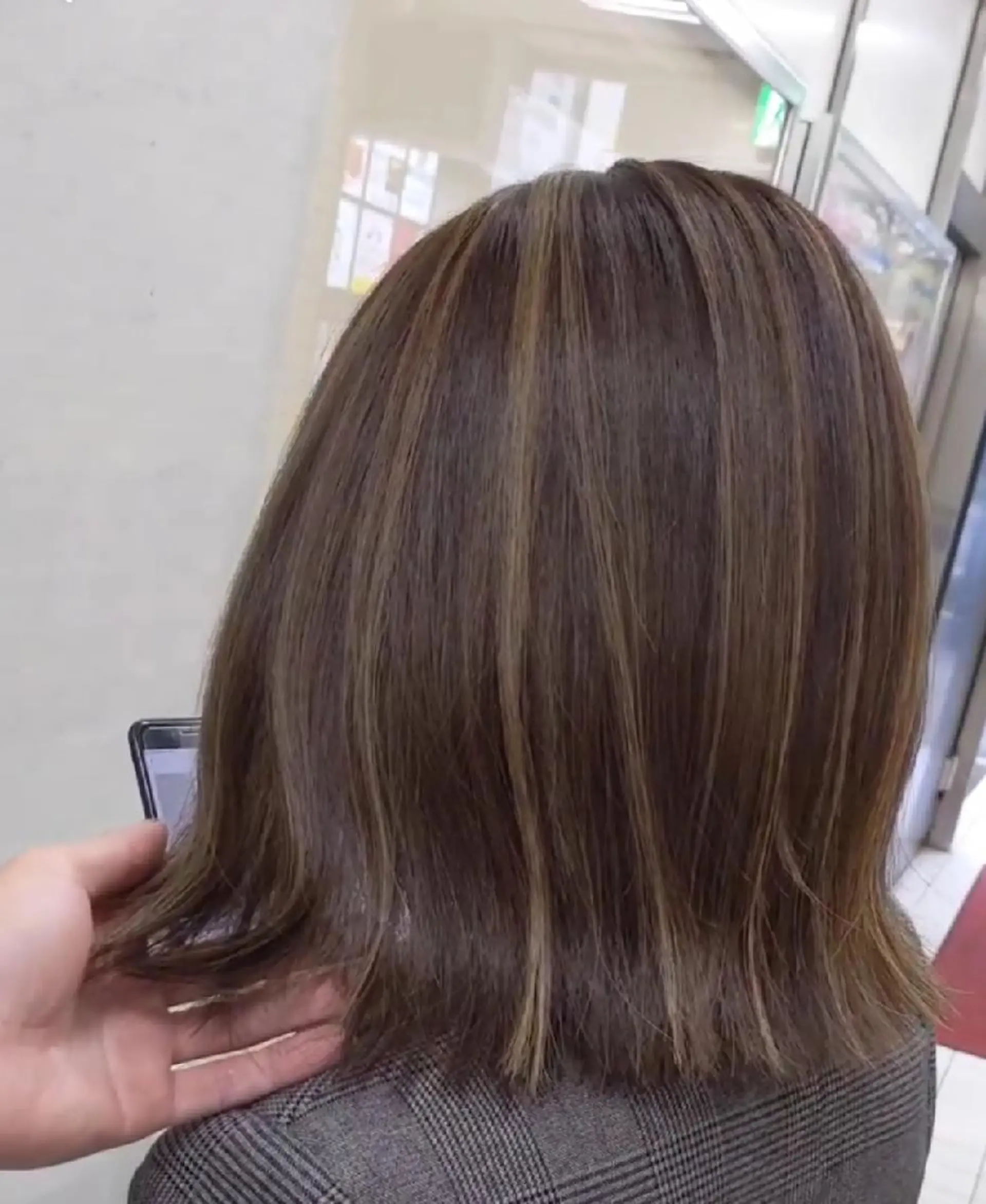 ミディアム カラー ハイライトカラー ハイライト カット ヘアカラー トリートメント さいとう つかさのヘアスタイル