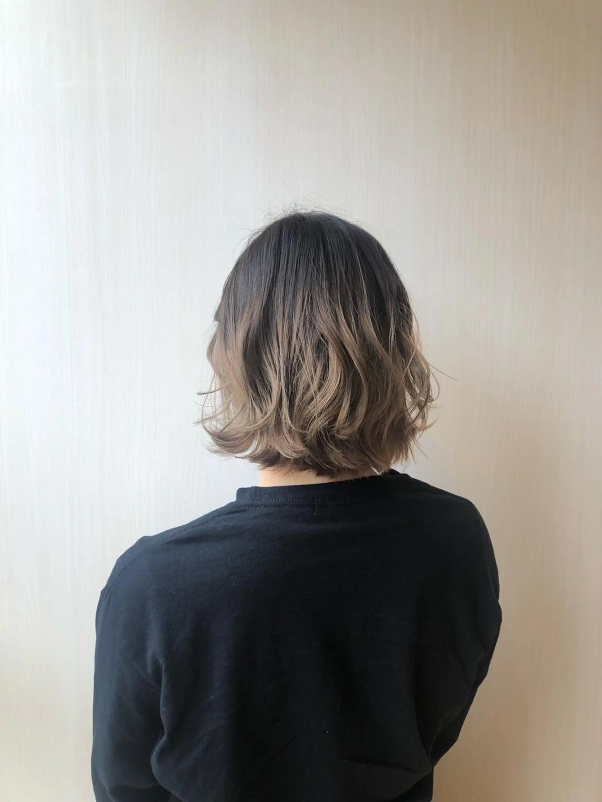 ミディアム カラー 川本 あゆのヘアスタイル