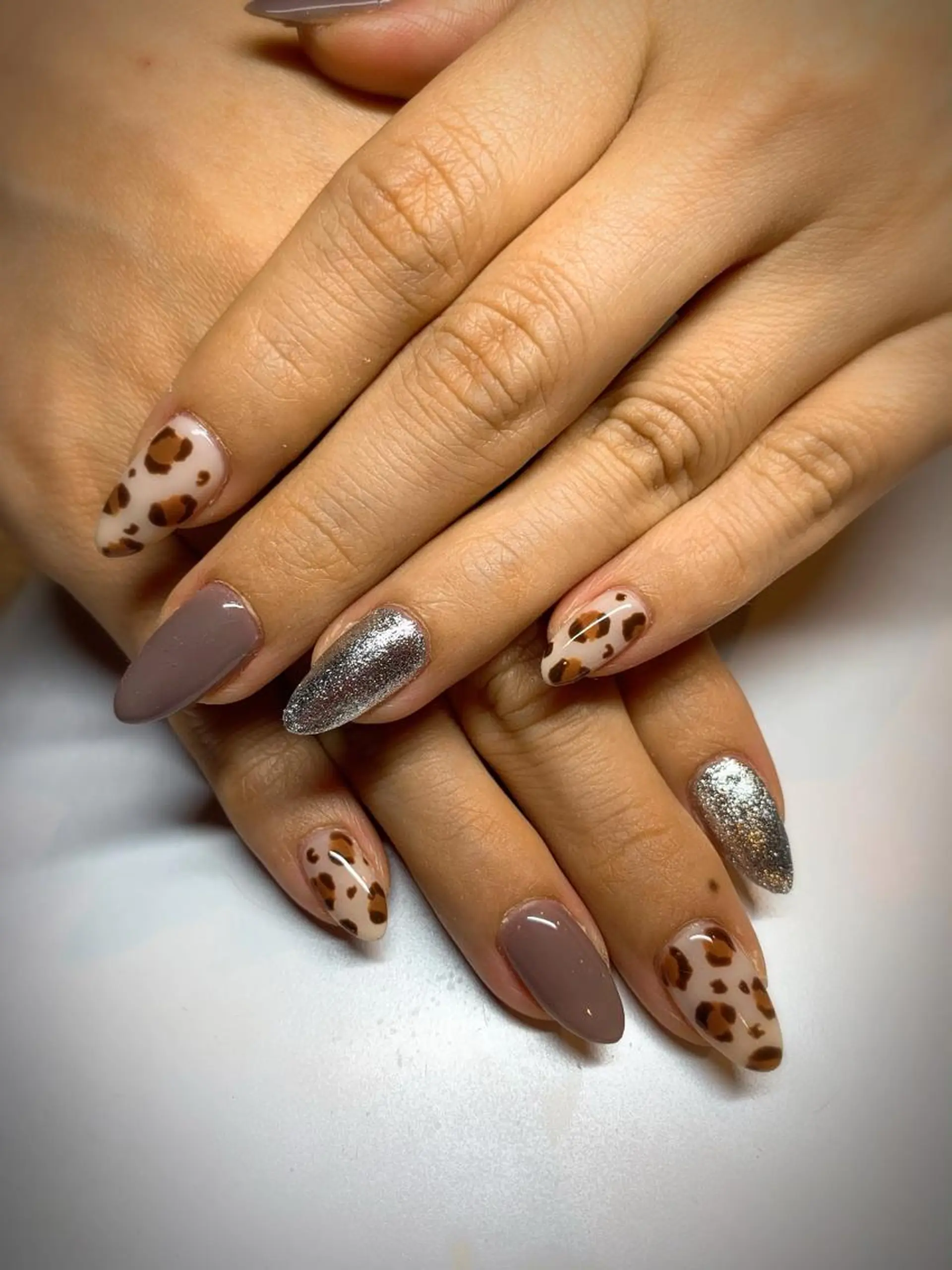 ネイル アニマル柄 ハンドネイル vivi nailのネイルデザイン