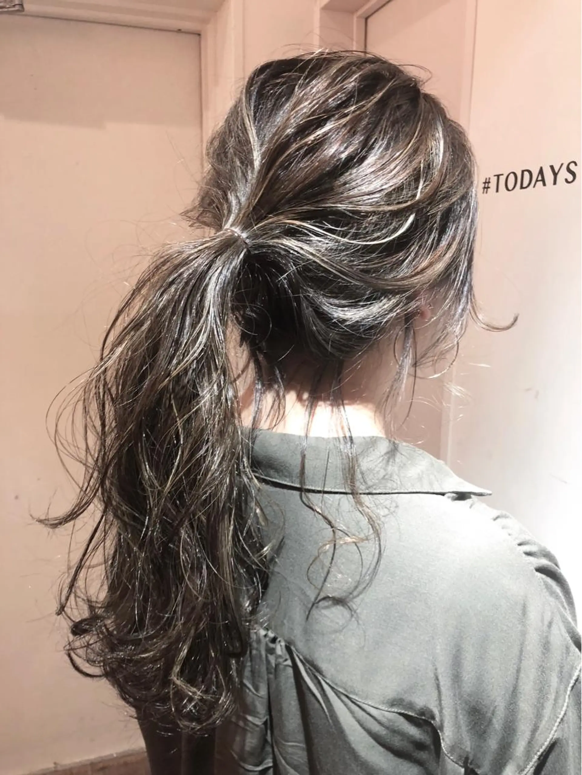 ロング カラー ヘアアレンジ 【代表】高山 一真のヘアスタイル