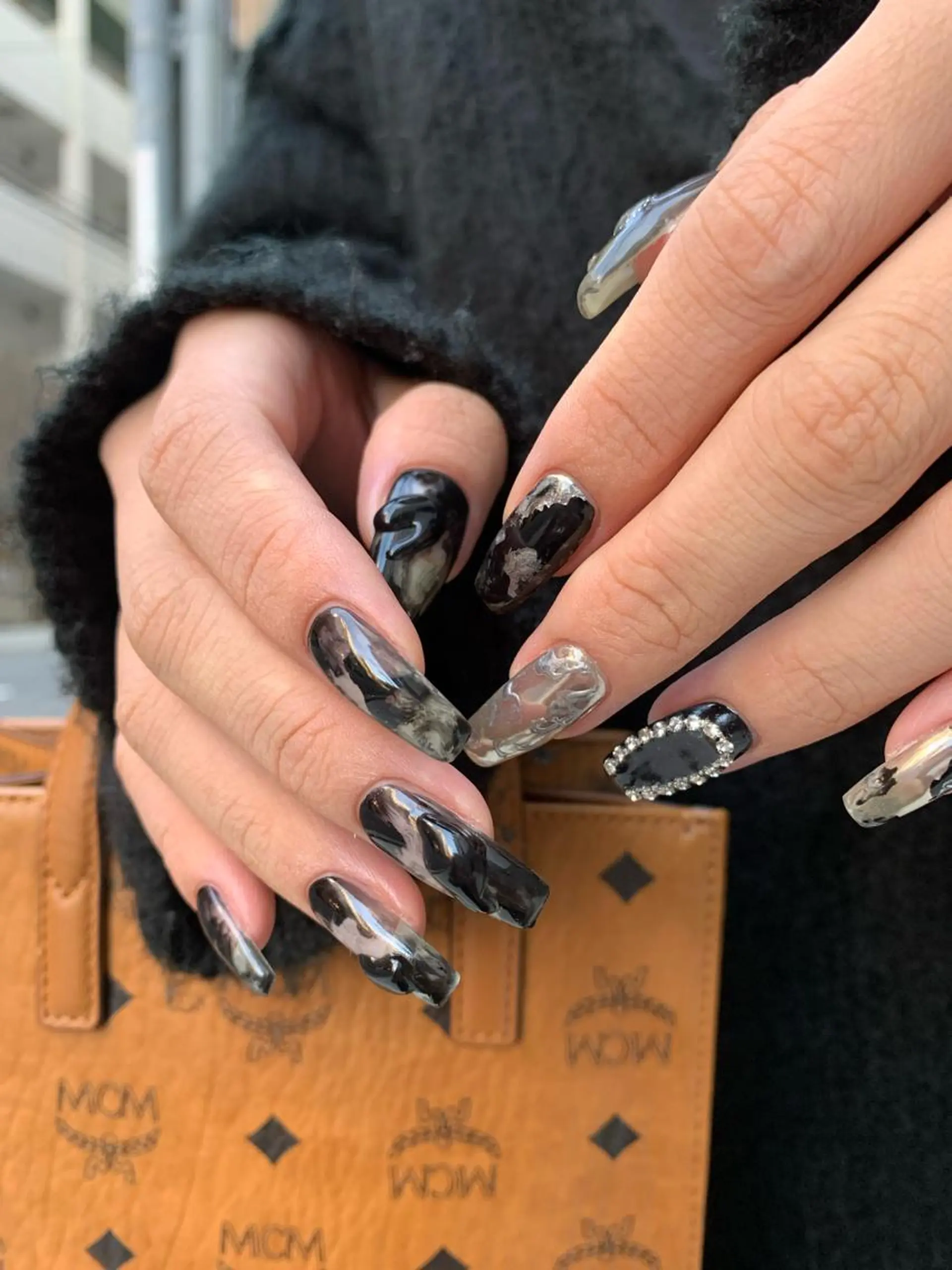 ネイル kana/モード ・グランジ໒꒱のネイルデザイン