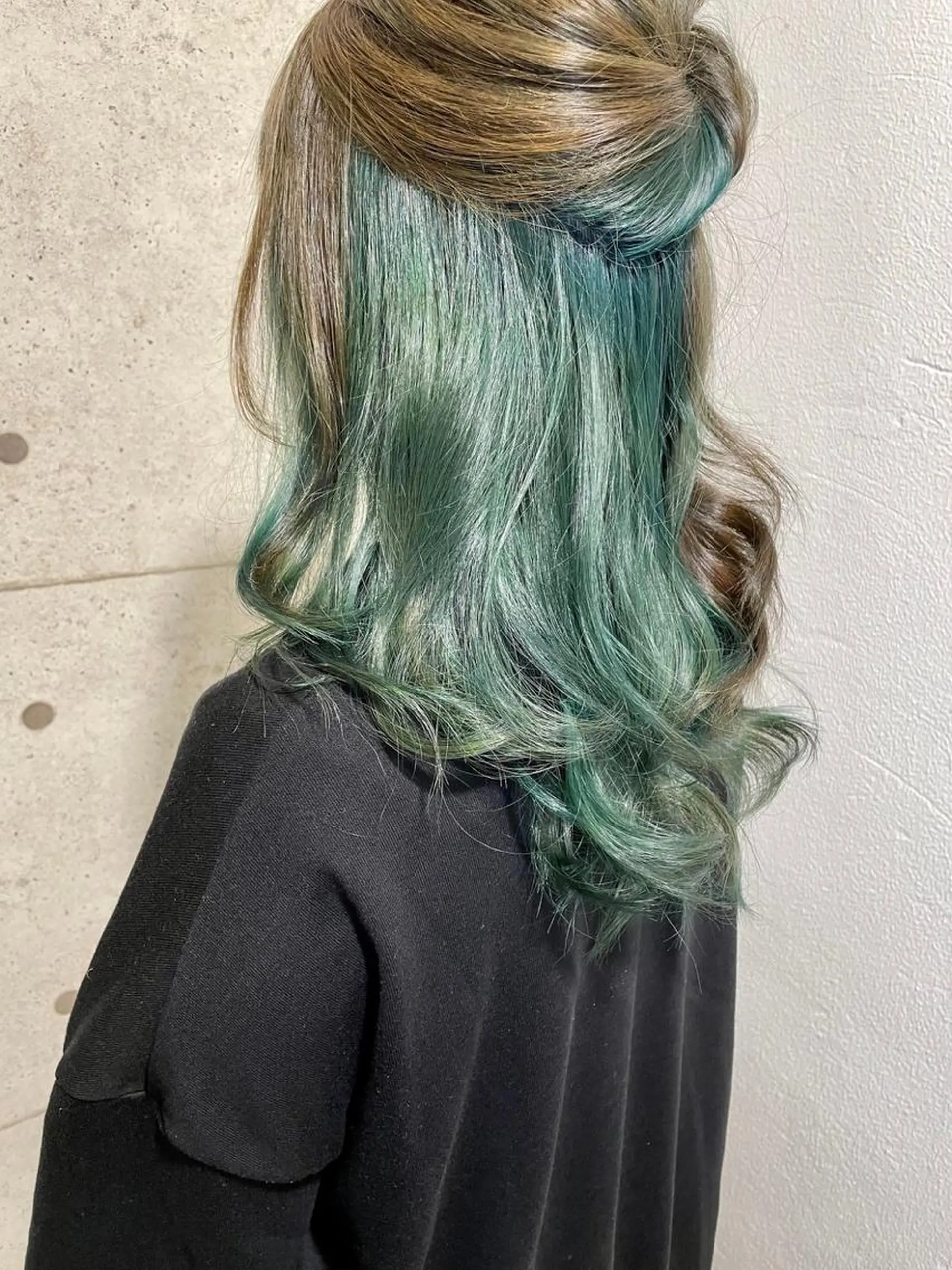 セミロング カラー 1日1名様限定 予約可能のヘアスタイル