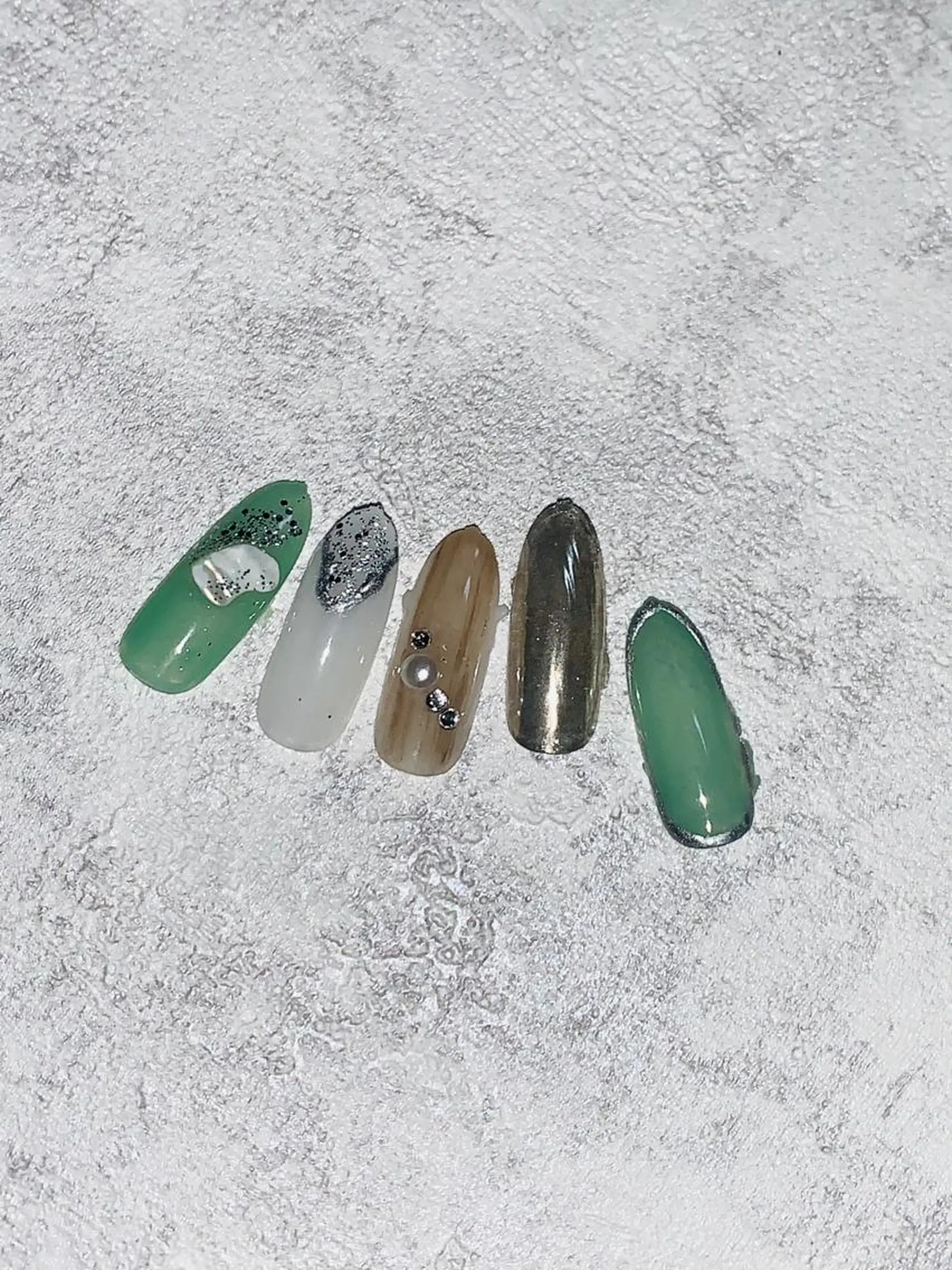 ネイル ハンドネイル M☆ NAILのネイルデザイン