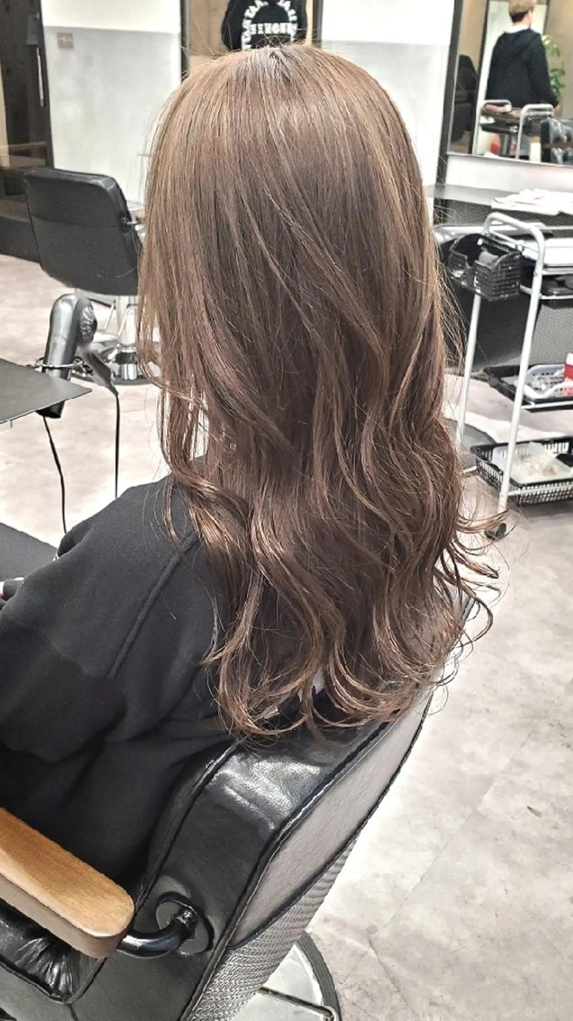 ロング ヘアカラー ✨本日空きあります✨ 遠田コウヘイ🌟のヘアスタイル