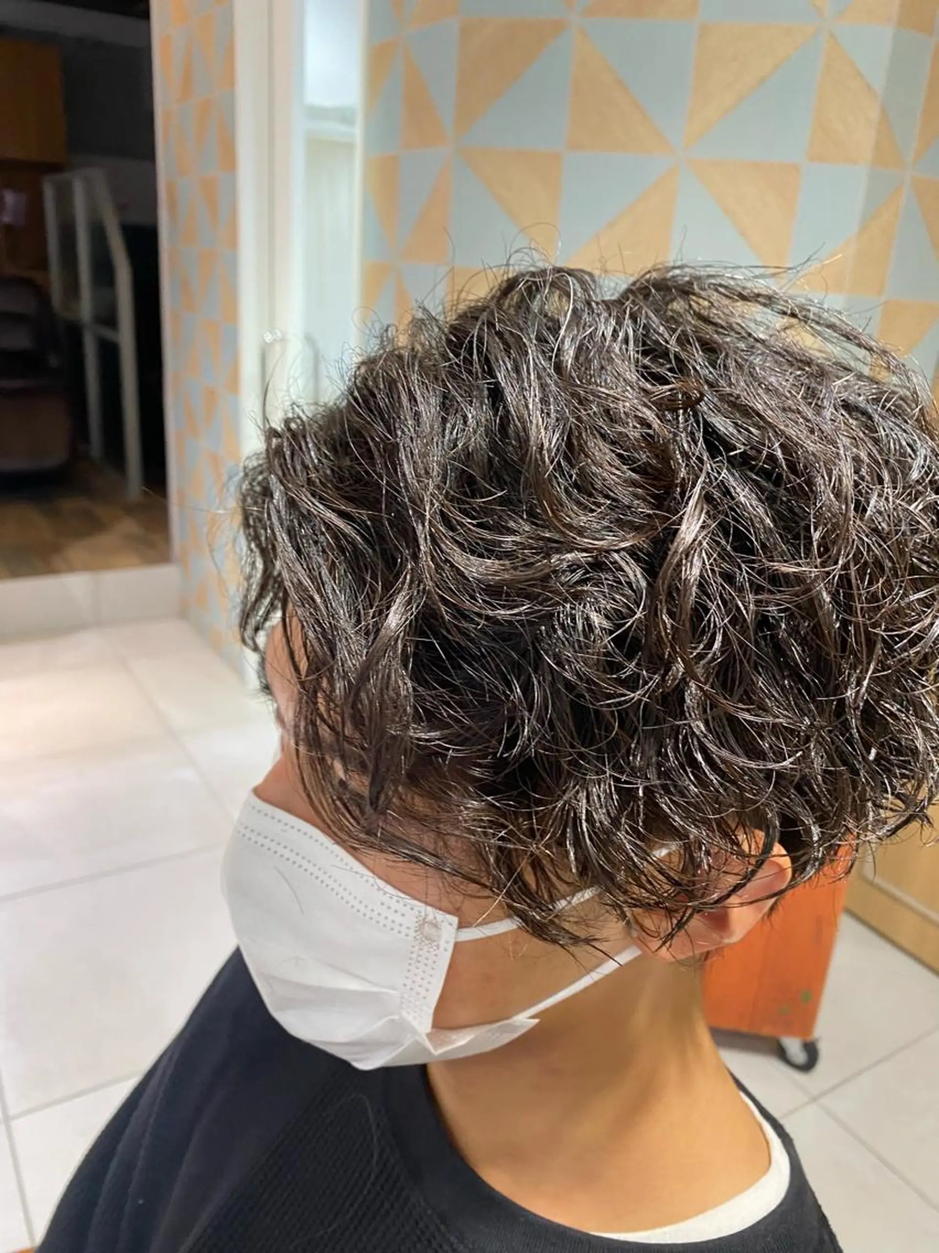 ショート カラー パーマ ヘアアレンジ メンズ カット パーマ メンズパーマの巨匠 鈴木純のヘアスタイル