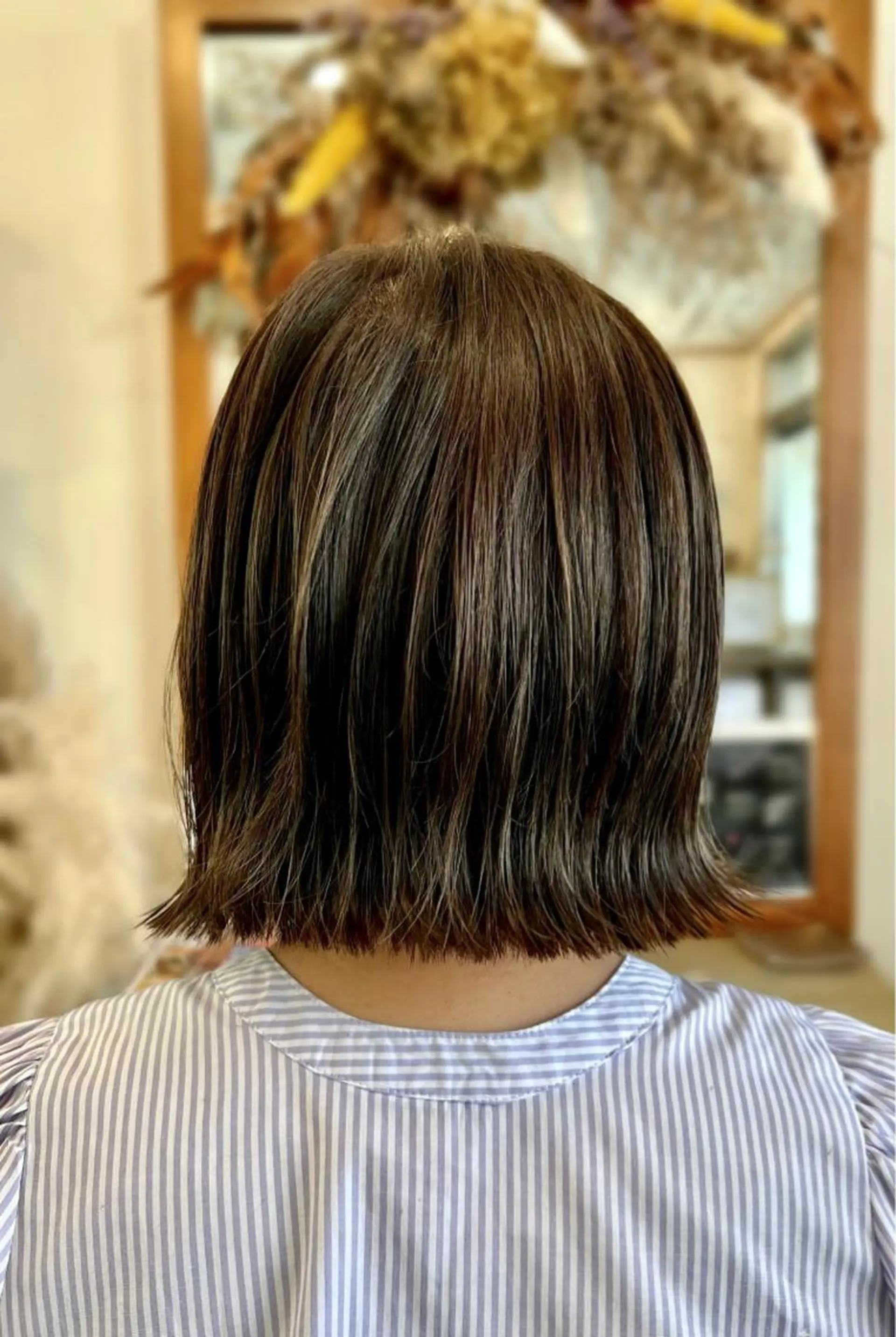 ミディアム カラー 切りっぱなしボブ ボブ hair works raptureのヘアスタイル