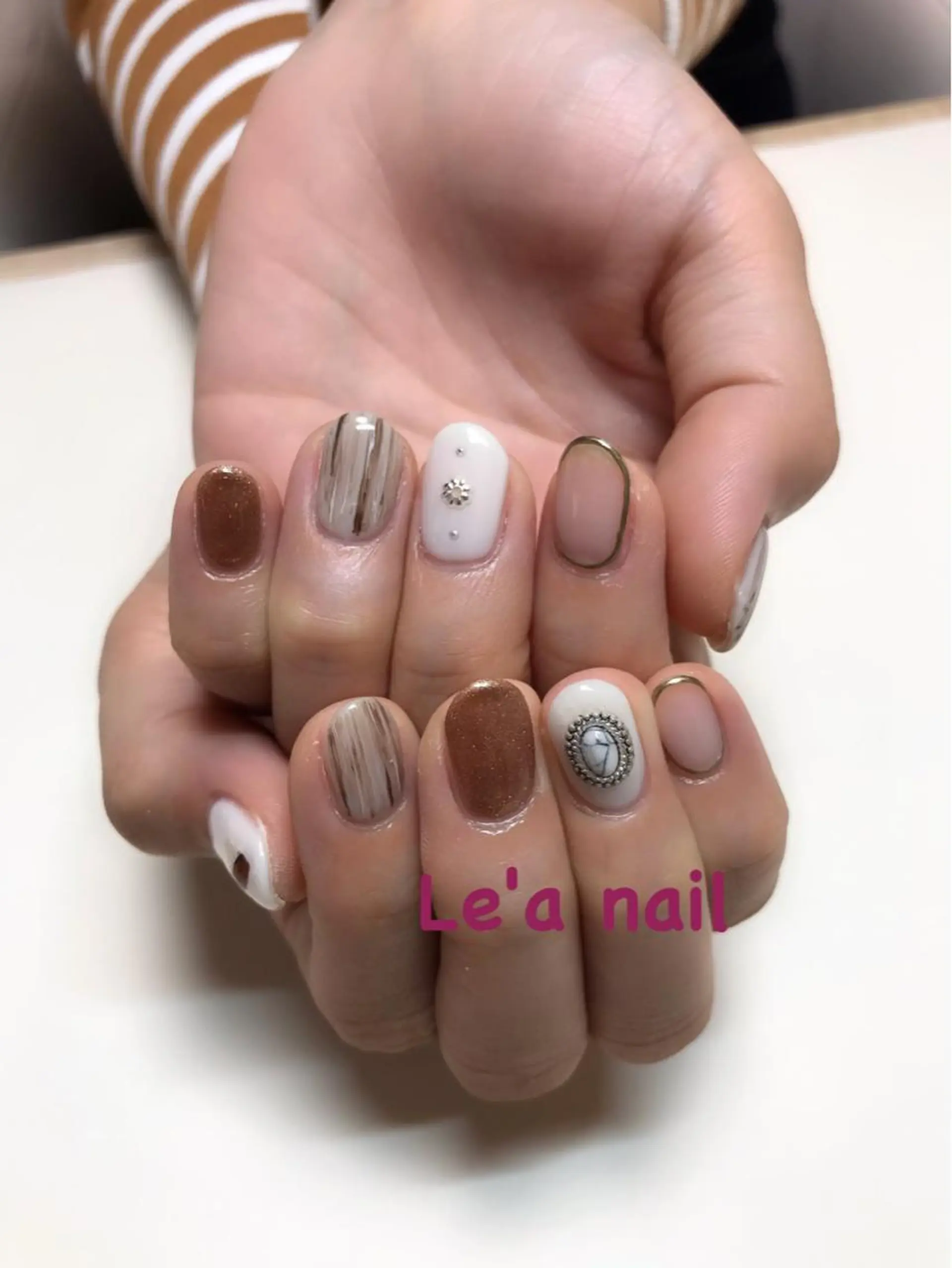 ネイル 'mm  (ミリ) ＭＡＮＡＭＩのネイルデザイン