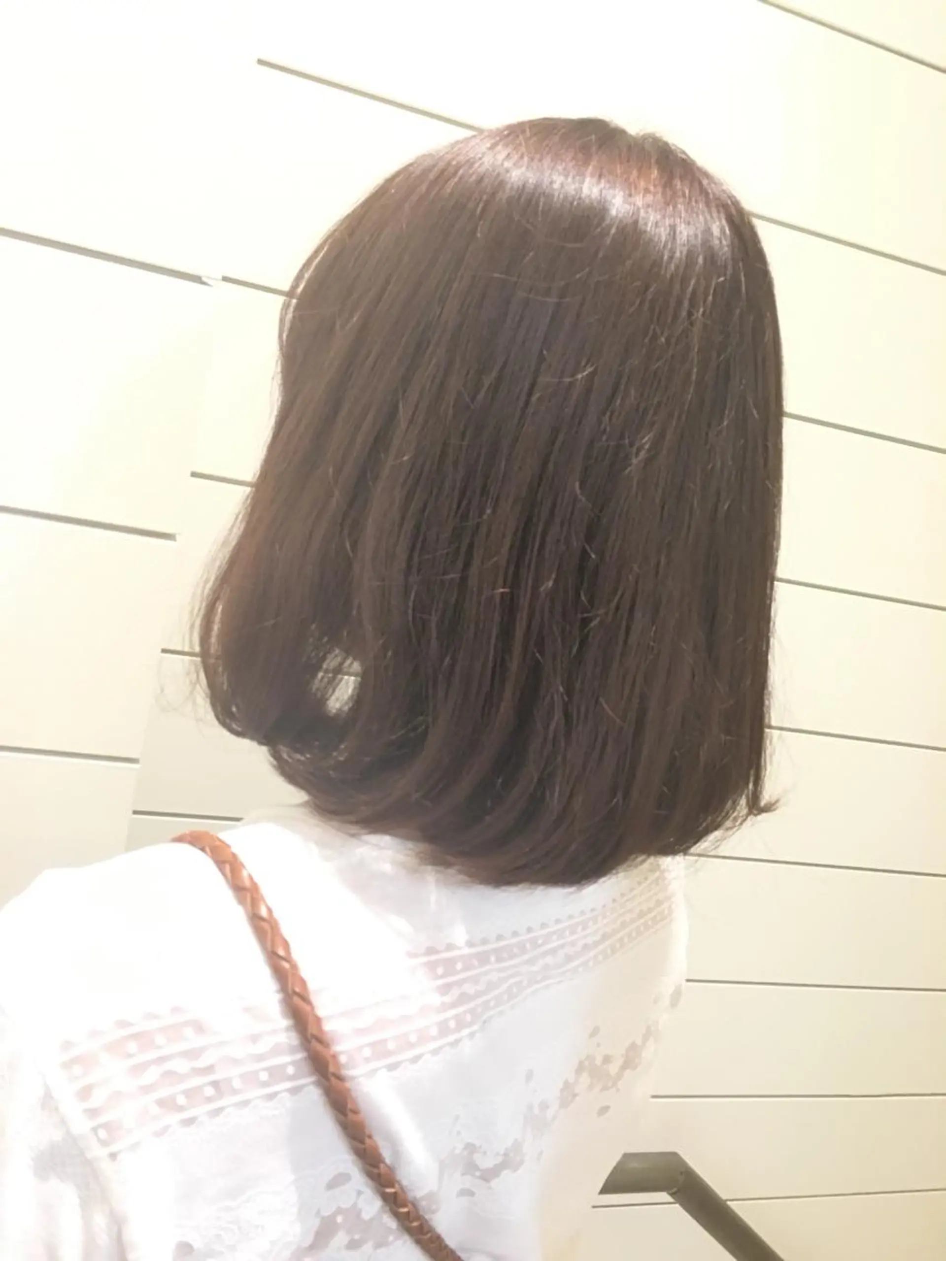 ミディアム カラー アッシュ パープルカラー 鍵山 千秋のヘアスタイル