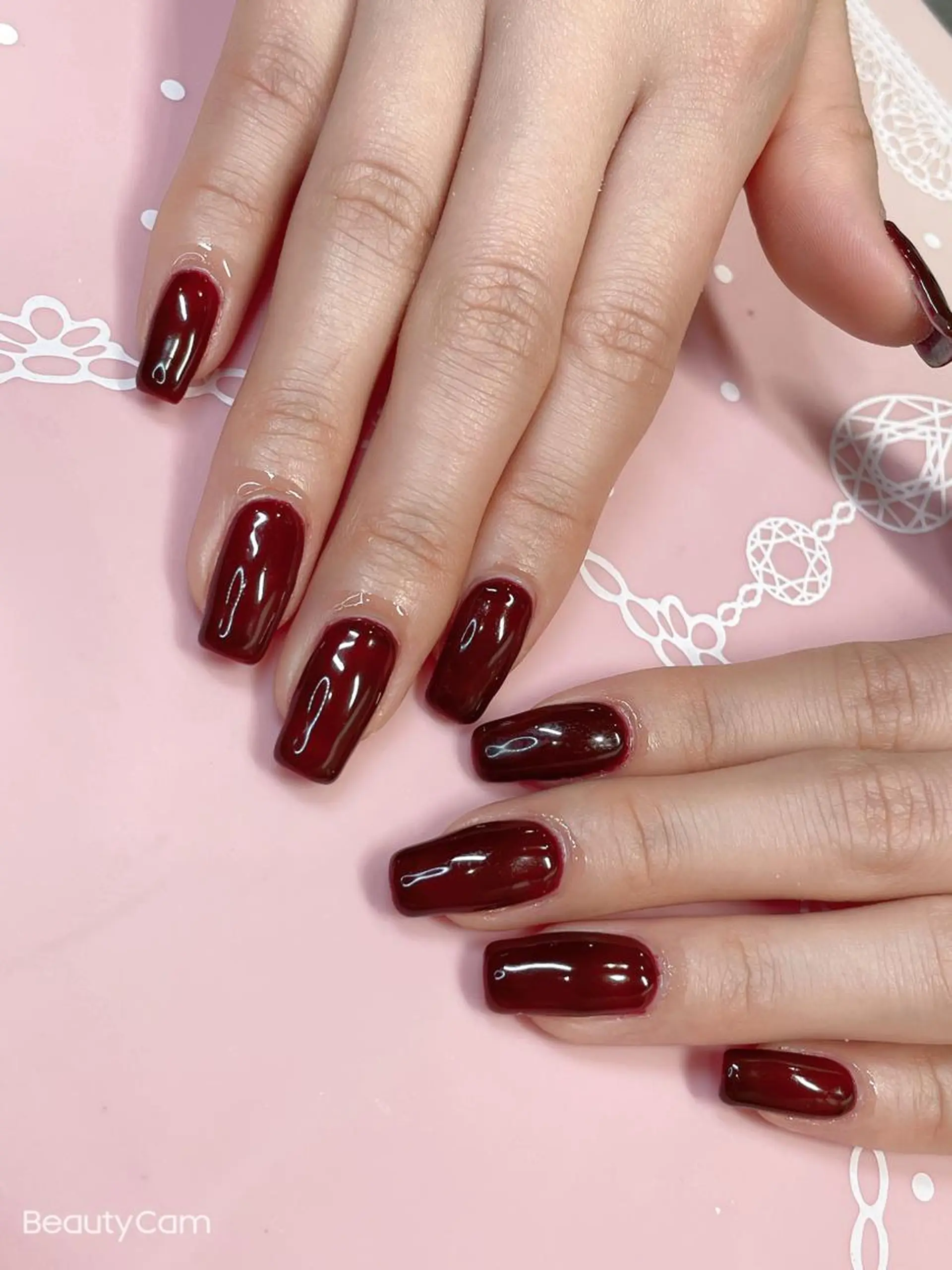 ミディアム ネイル ハンドネイル 《LB》ラブリエ Nail&eyeのマツエク・マツパデザイン