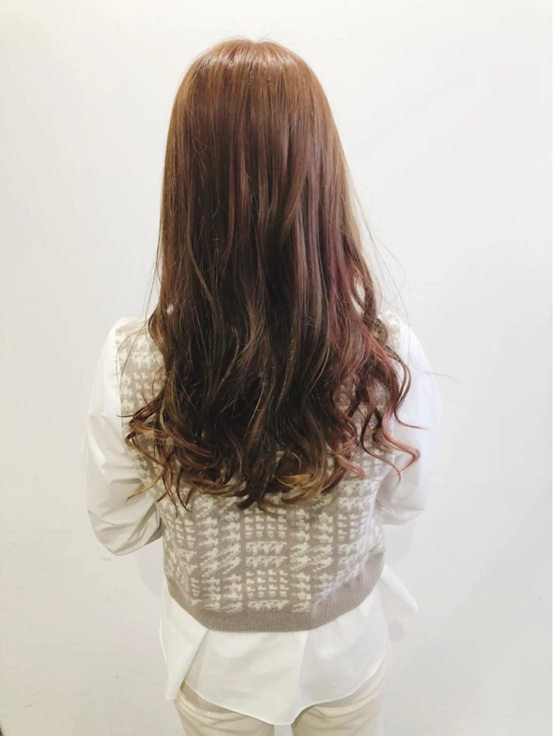 ロング 亀川蓮 Agu hairのヘアスタイル