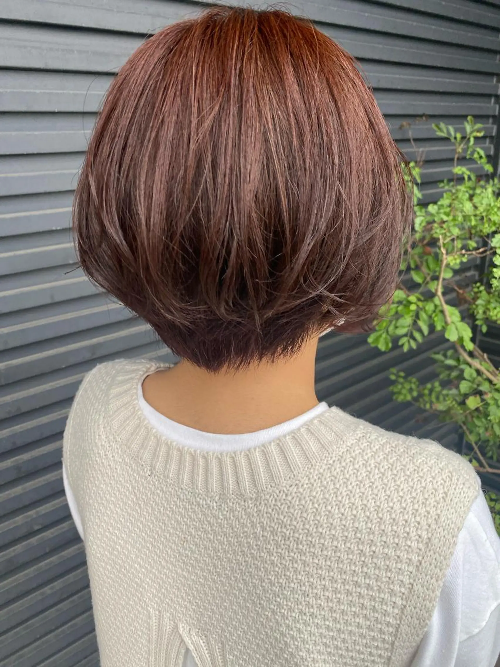 ショート カラー ブラウンカラー ココアブラウン ヘアカラー NATURAL MOMOMIのヘアスタイル