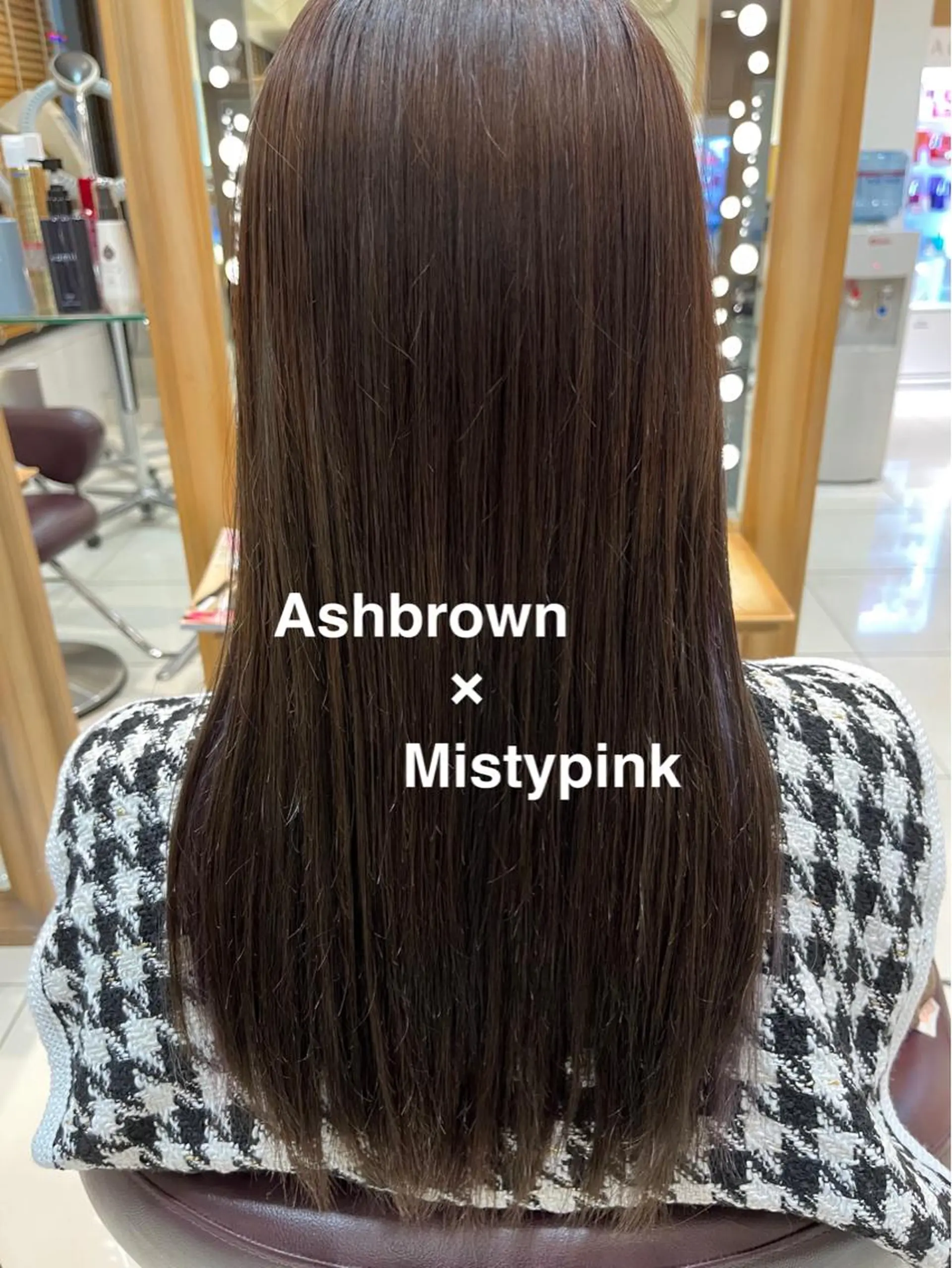 ロング カラー イヤリングカラー ピンクカラー なつな/ 透明感カラーのヘアスタイル