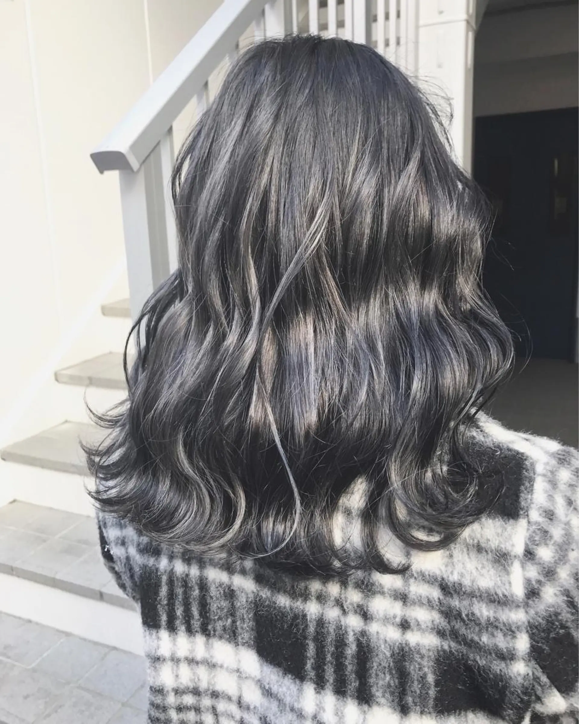 セミロング カラー ヘアアレンジ ヘアカラー トリートメント 縮毛矯正 髪質改善寺坂雄飛💐のヘアスタイル