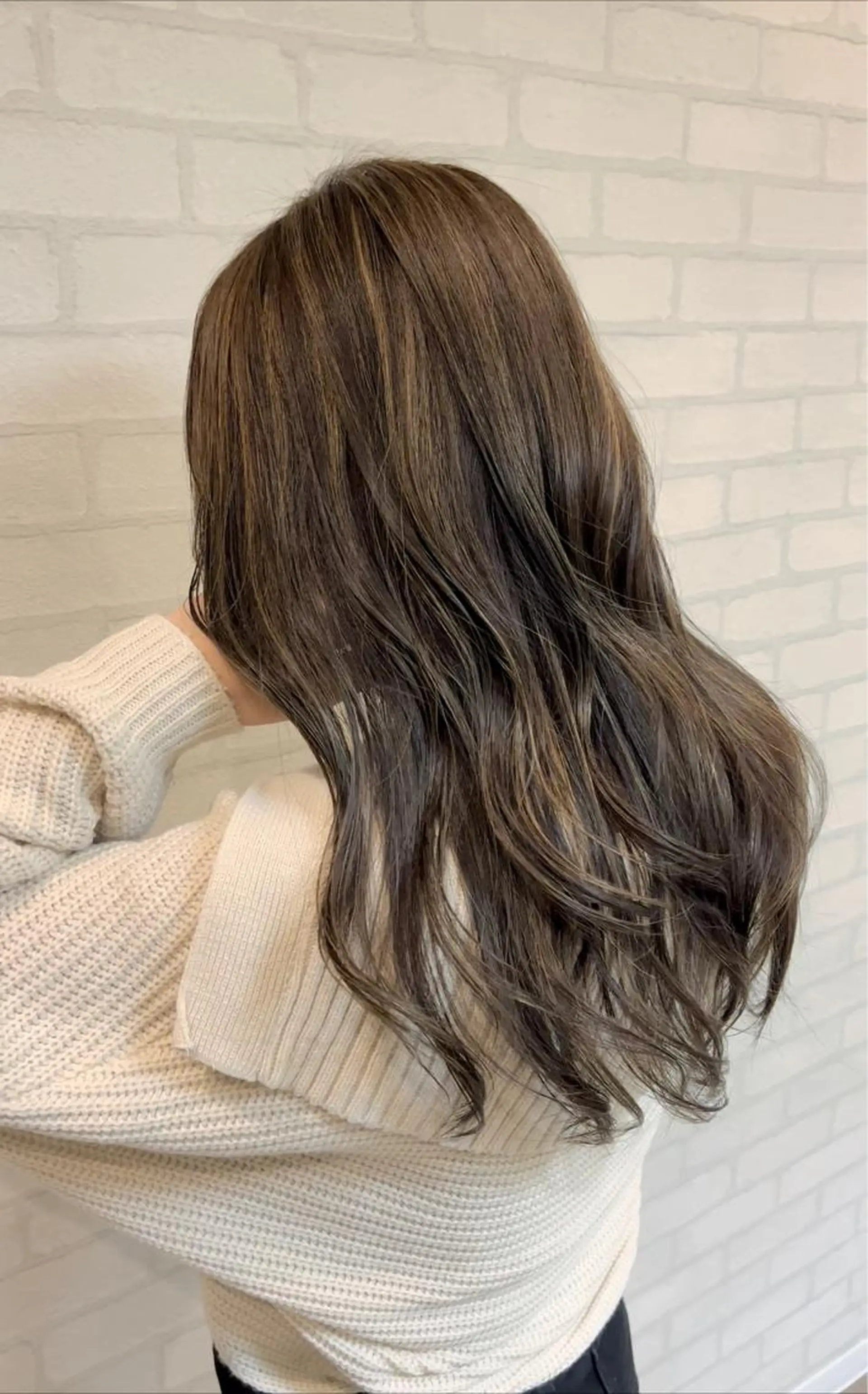 ロング カラー ブリーチ ケアブリーチ ハイライトカラー ハイライト 髪質改善 ヘアカラー 白髪世代の悩み解決 阿部耕大のヘアスタイル