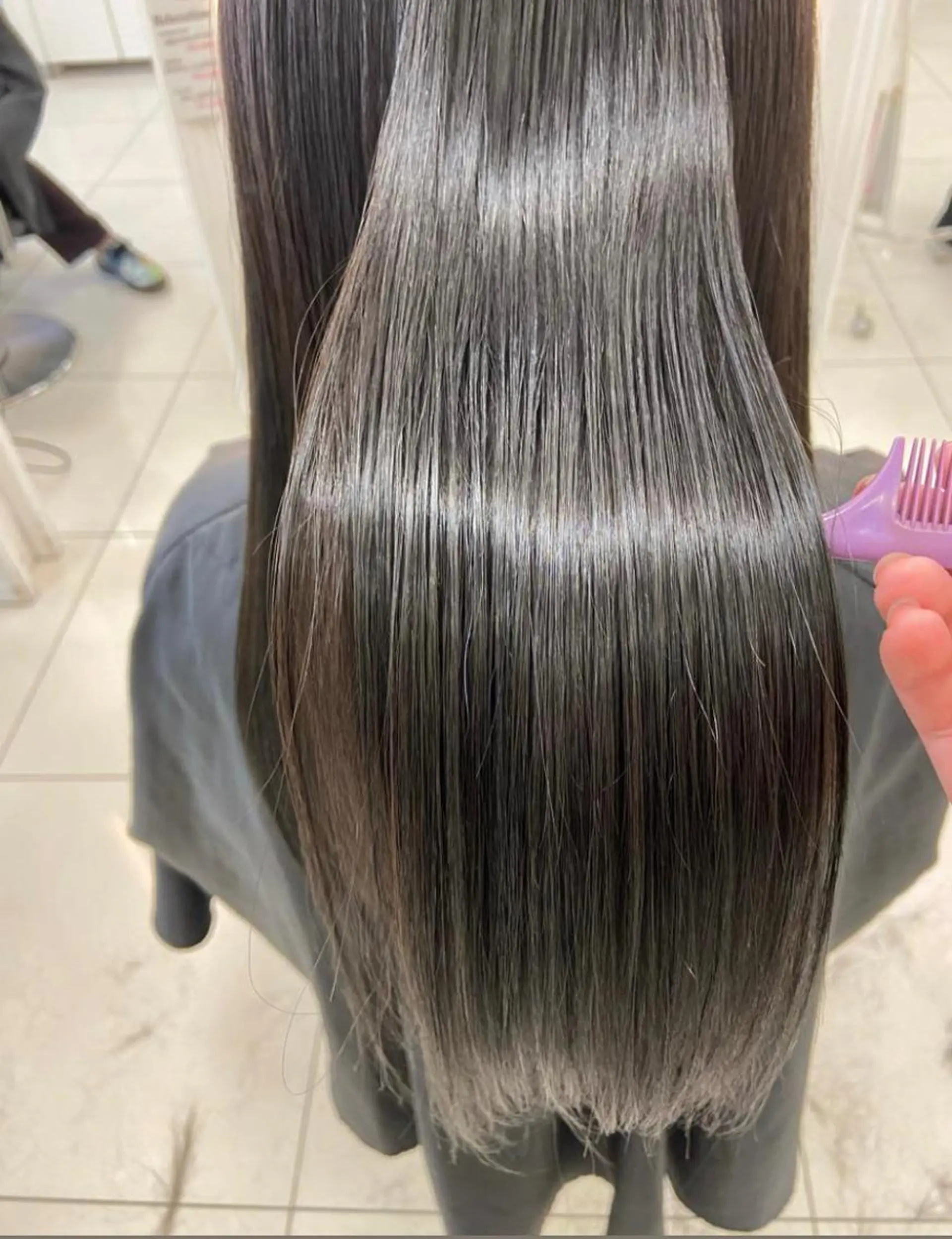 セミロング カット 縮毛矯正 トリートメント 🫧ふくだ りな 🕊のヘアスタイル