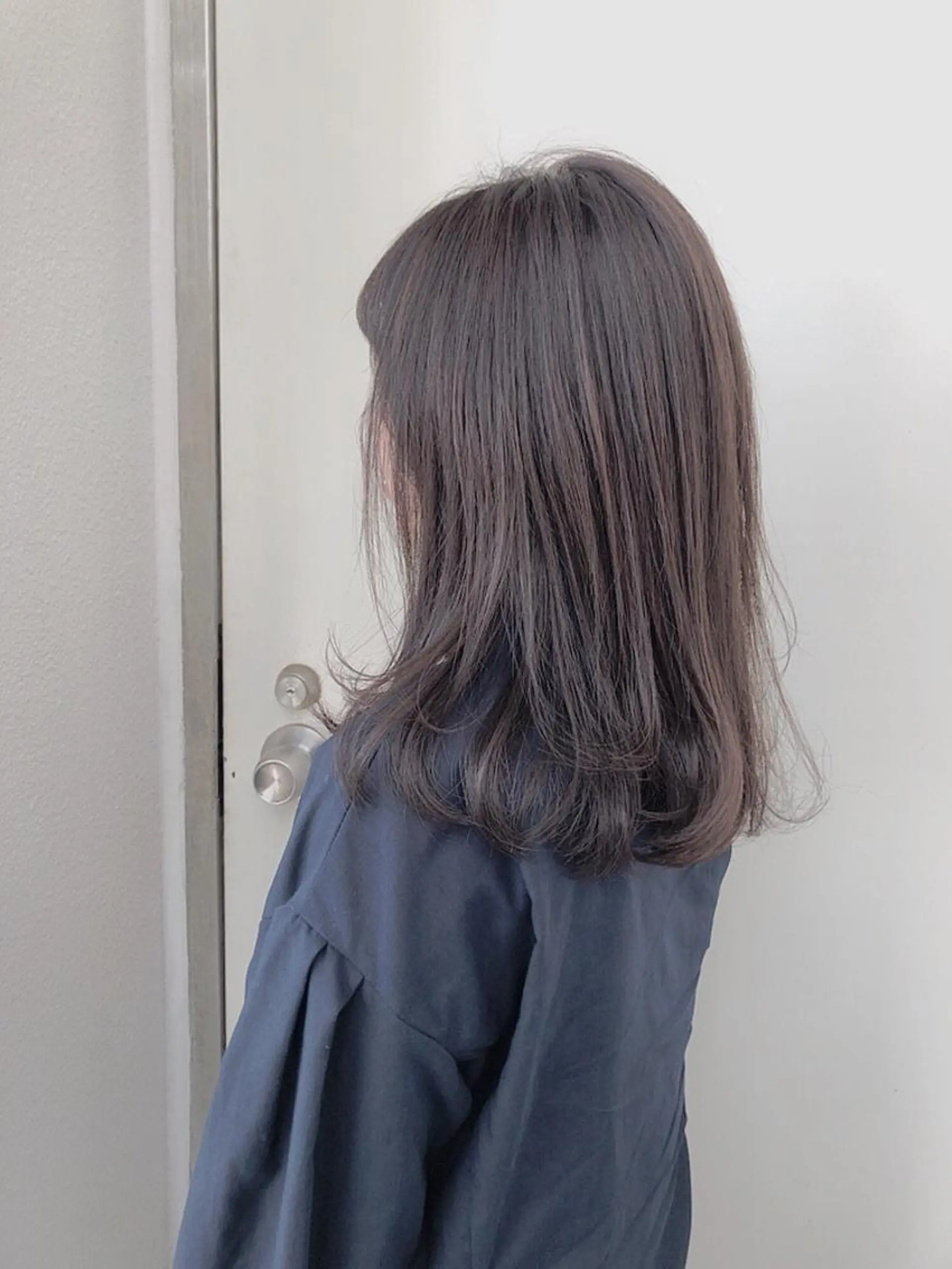 ミディアム カラー ヘアアレンジ ブリーチ ブリーチなしカラー カット ヘアカラー トリートメント NANA／trend style🕊🍑のヘアスタイル