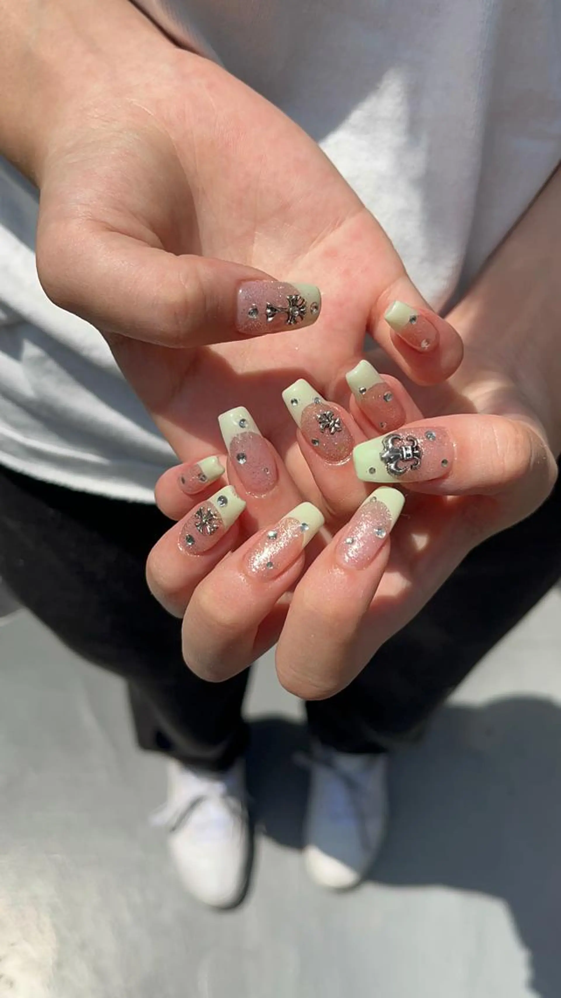 ネイル IROHA Nail 矢掛萌子のネイルデザイン