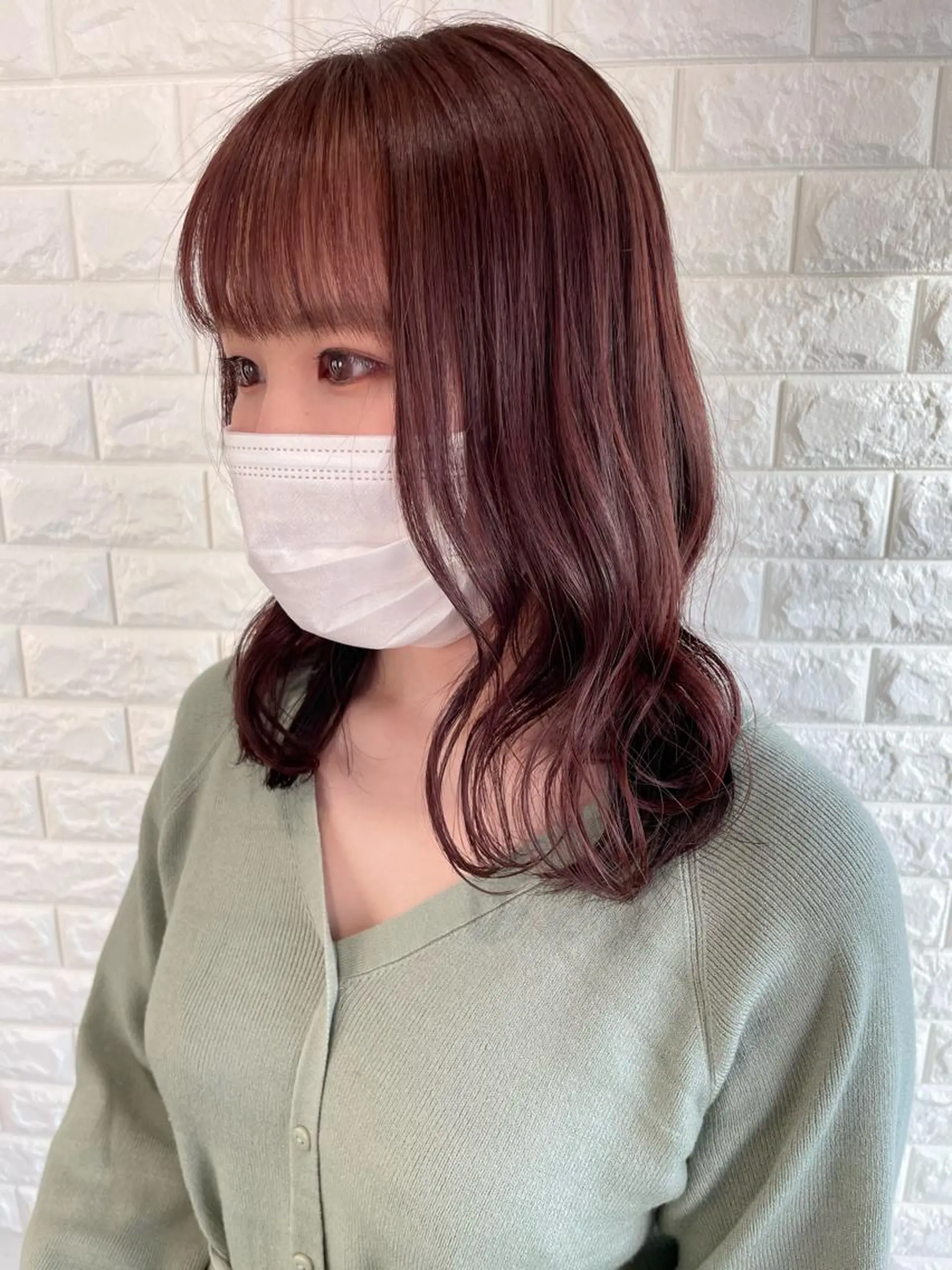 セミロング カラー カット ヘアカラー トリートメント 山口 莉奈のヘアスタイル