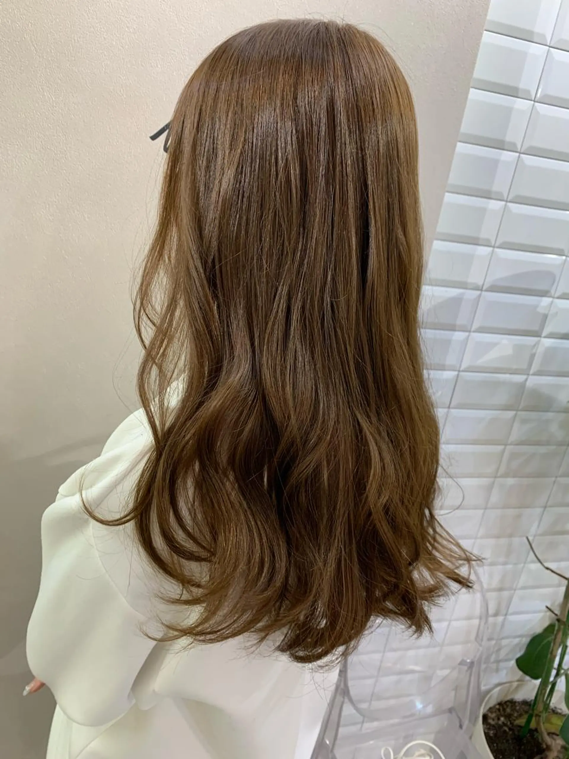 ロング カラー ベージュカラー ブリーチ ブリーチなしカラー カット ヘアカラー トリートメント hub hair レイヤー/透明感のヘアスタイル