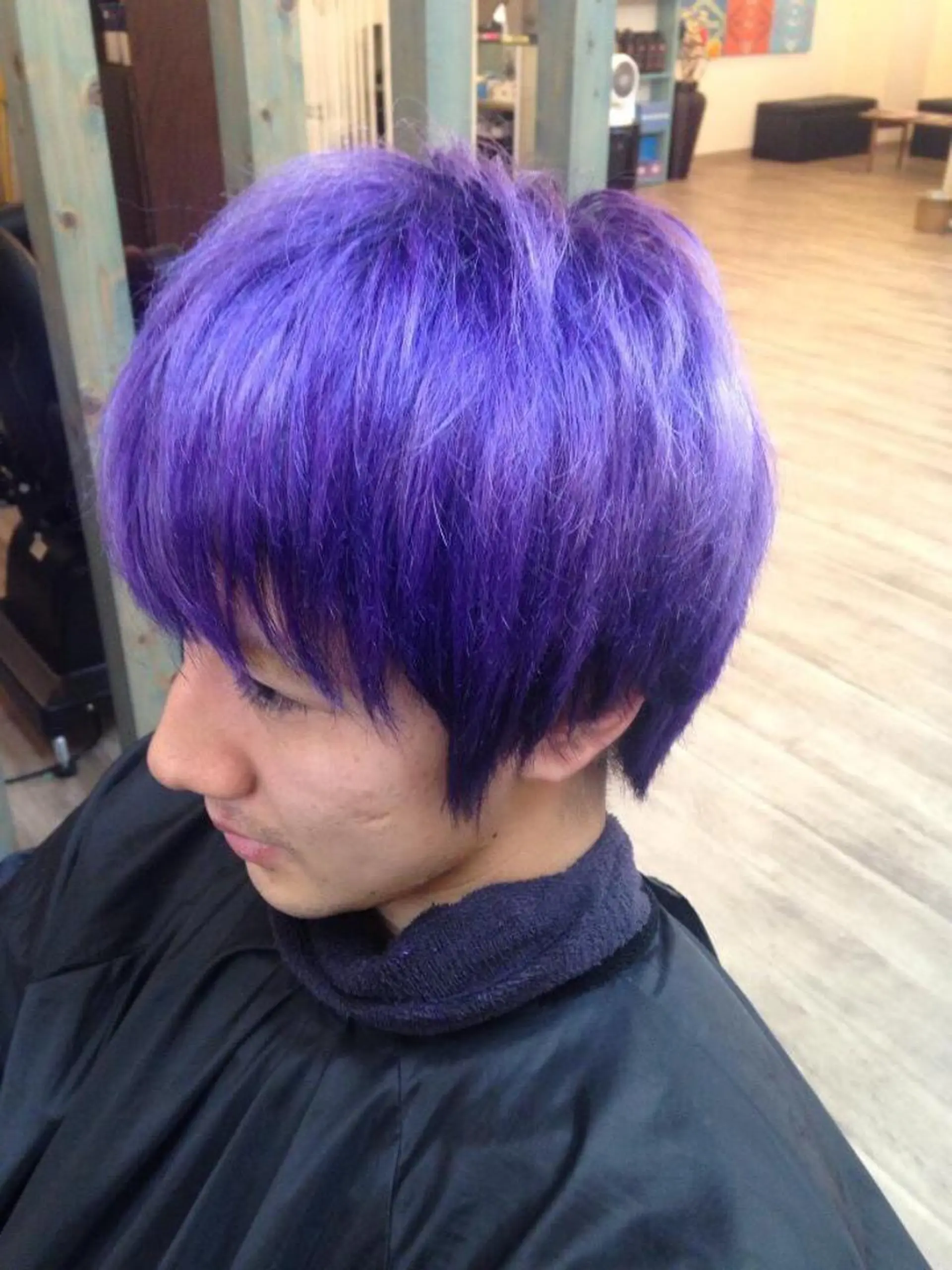 ショート カラー ブリーチ メンズ眉毛ITSUK Iメンズ専門　新宿の眉毛・アイブロウイメージ