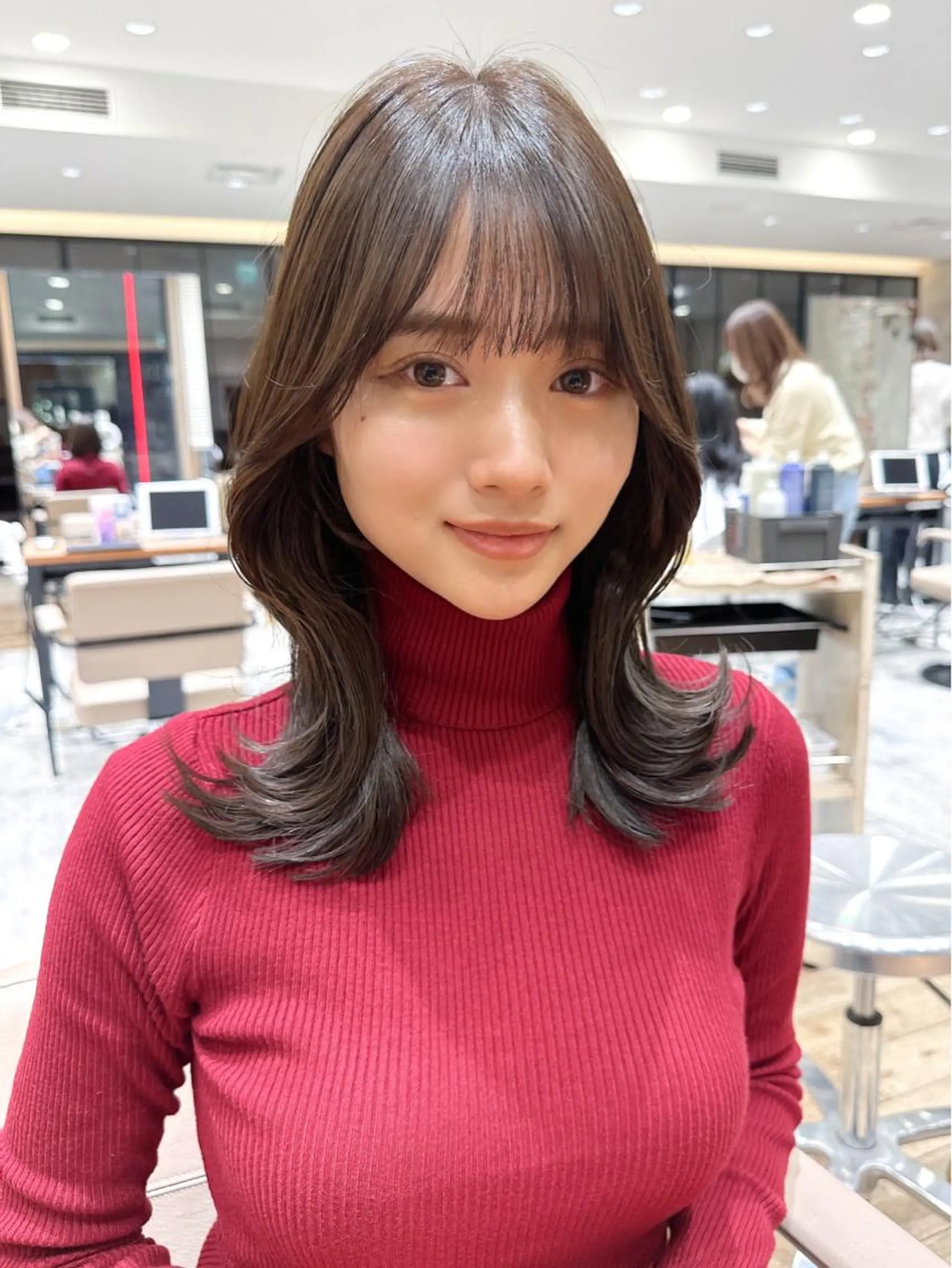 セミロング カラー ベージュカラー ブラウンカラー ブラウンベージュ くびれヘア 顔まわりレイヤー 顔周り/くびれヘア 韓国ヘア💕風間るなのヘアスタイル