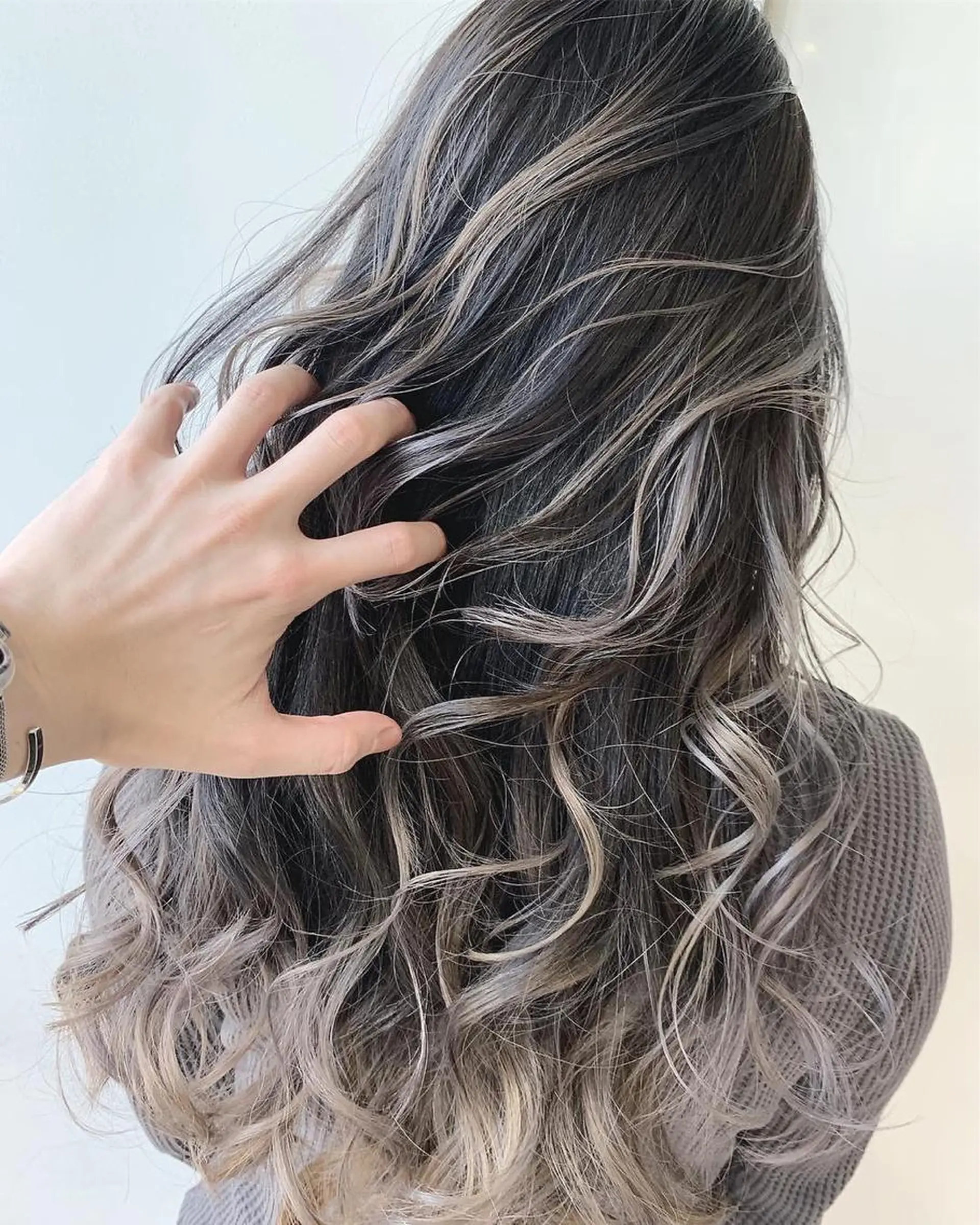 ロング カラー ヘアアレンジ 阿部 圭悟のヘアスタイル