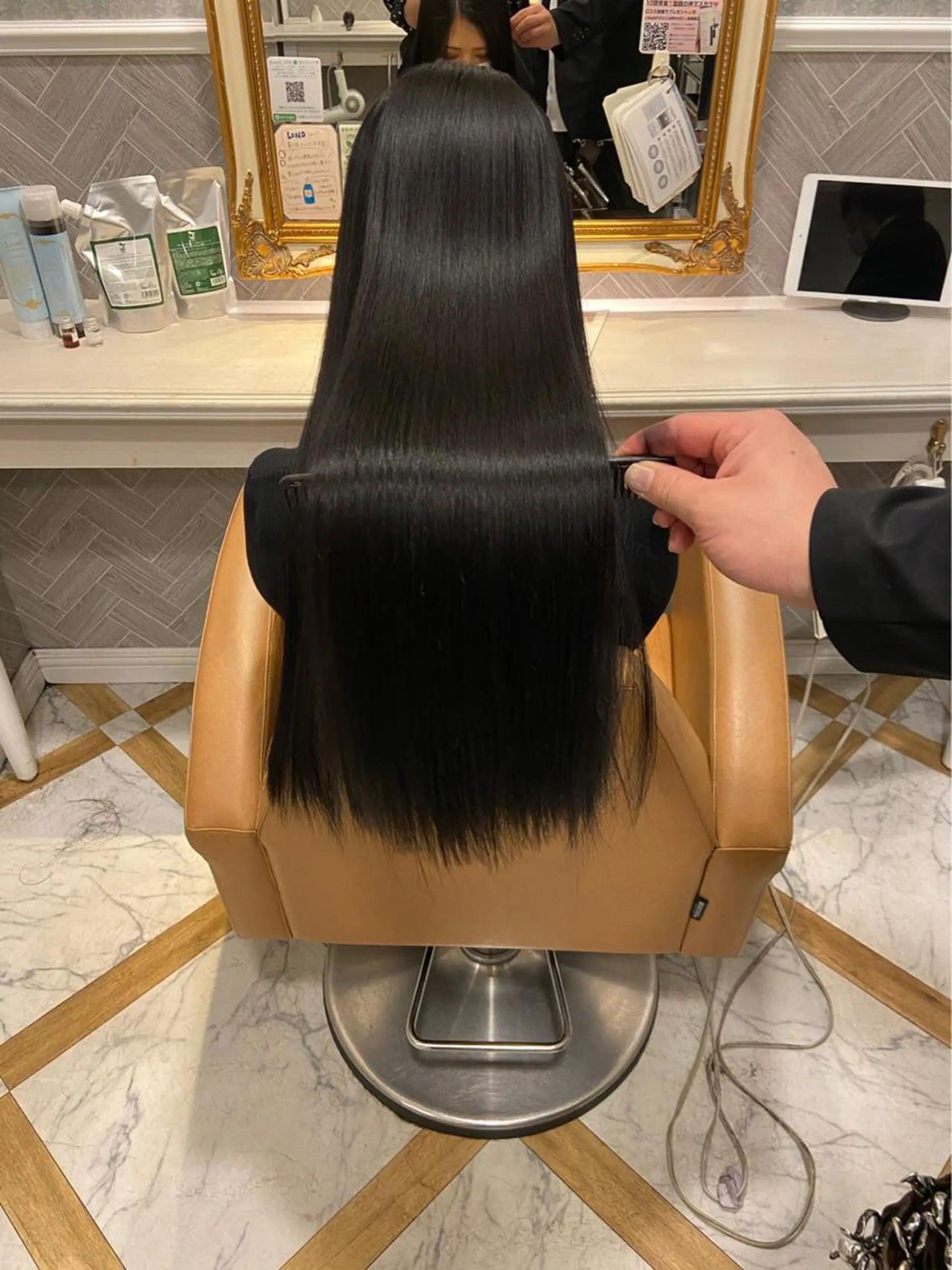 ロング カット 縮毛矯正 トリートメント ✨コテ巻き風パーマ ✨川合佑哉のヘアスタイル