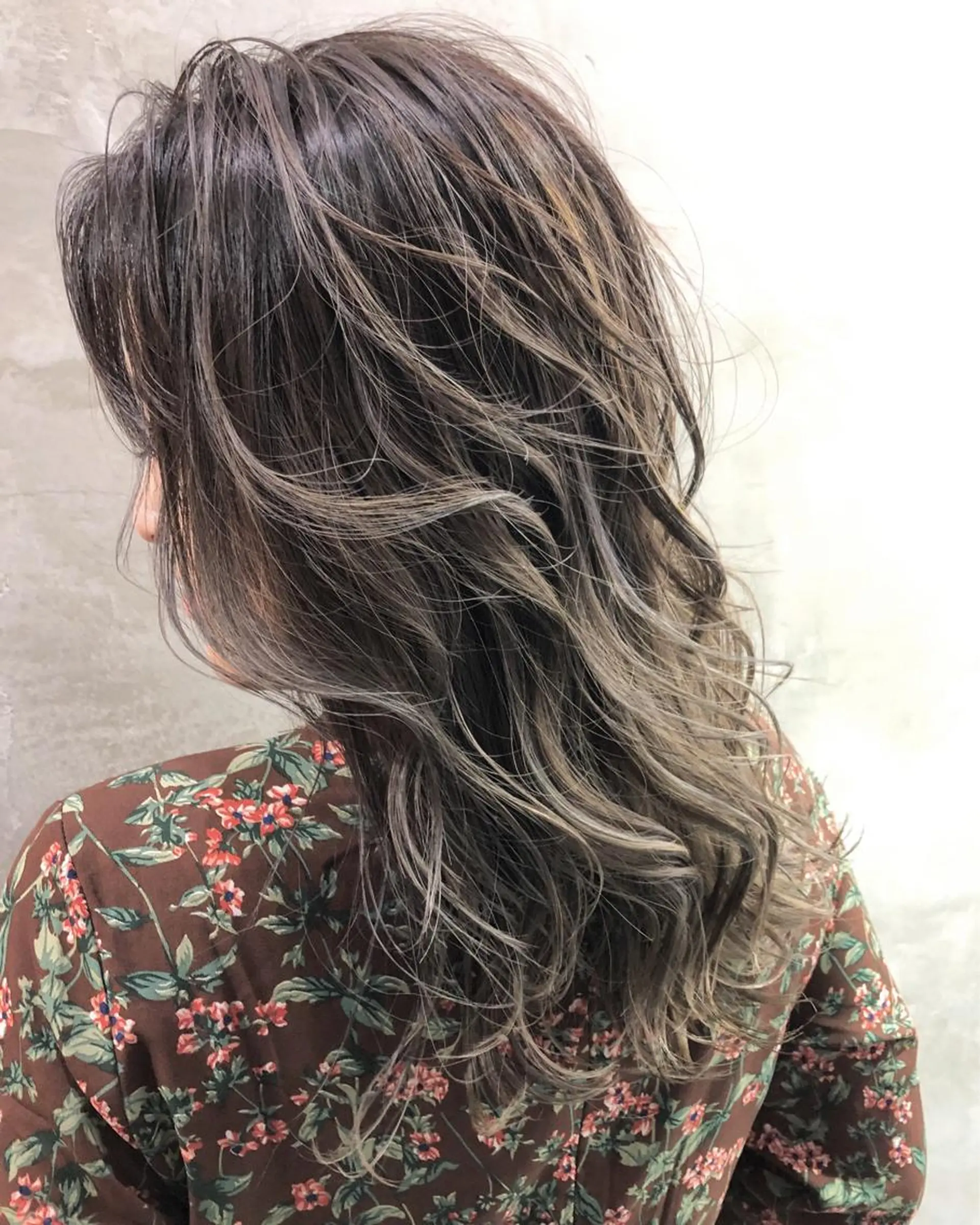 ミディアム カラー 北間 寛哉のヘアスタイル