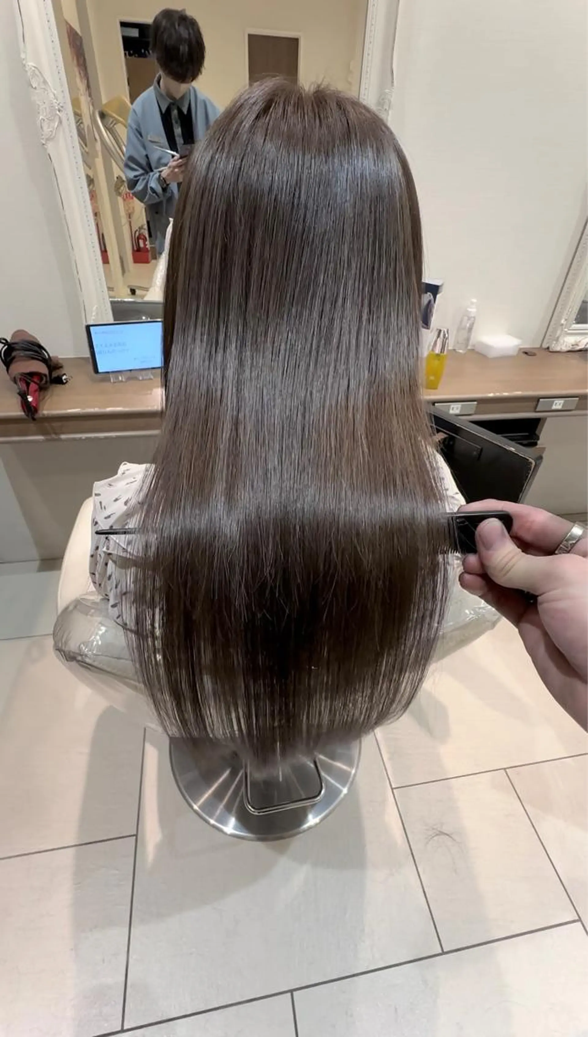 ロング カラー 横山 直輝のヘアスタイル