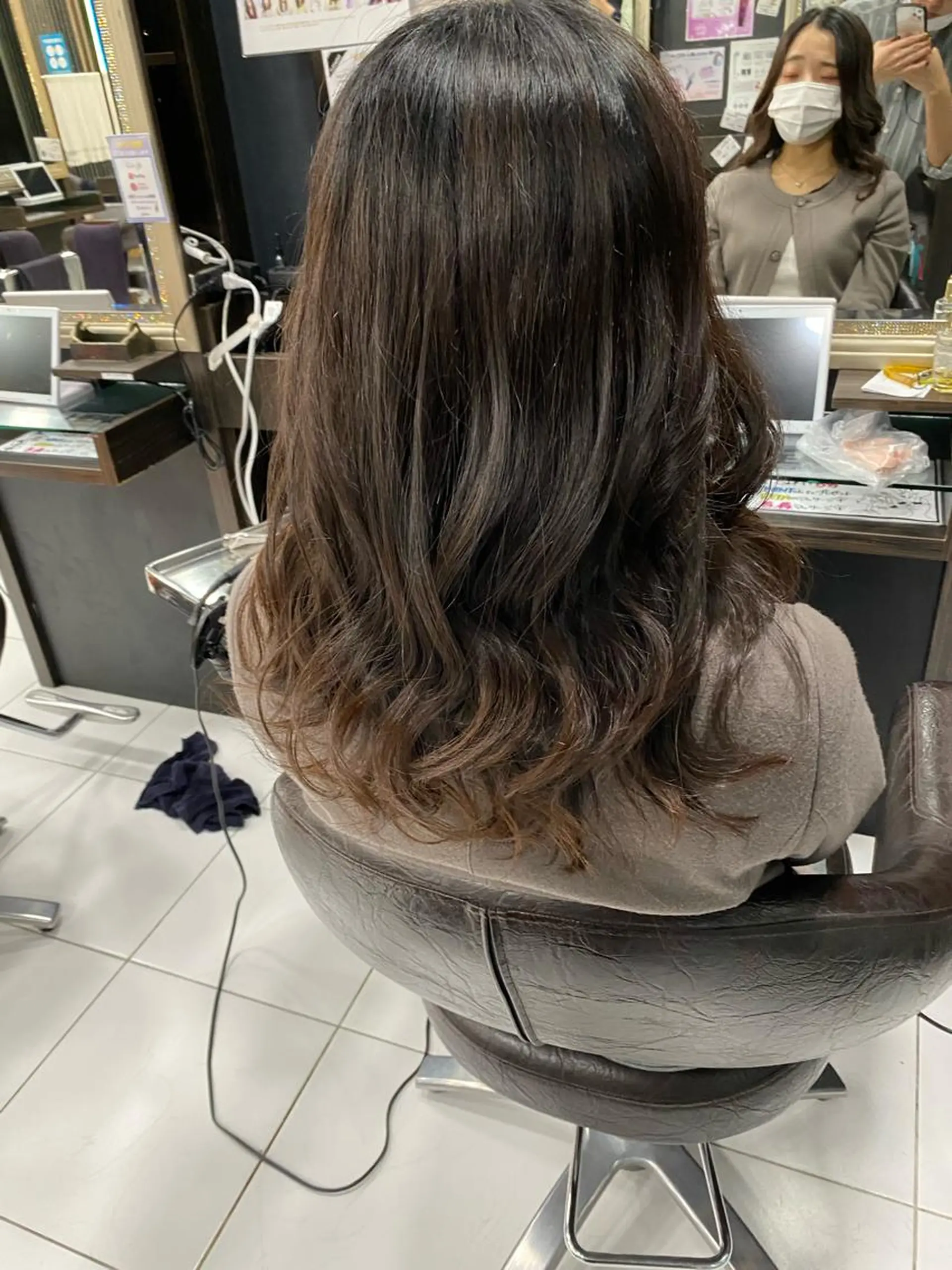 セミロング ホワイト系はお任せ /ブリーチ/店長岩崎のヘアスタイル