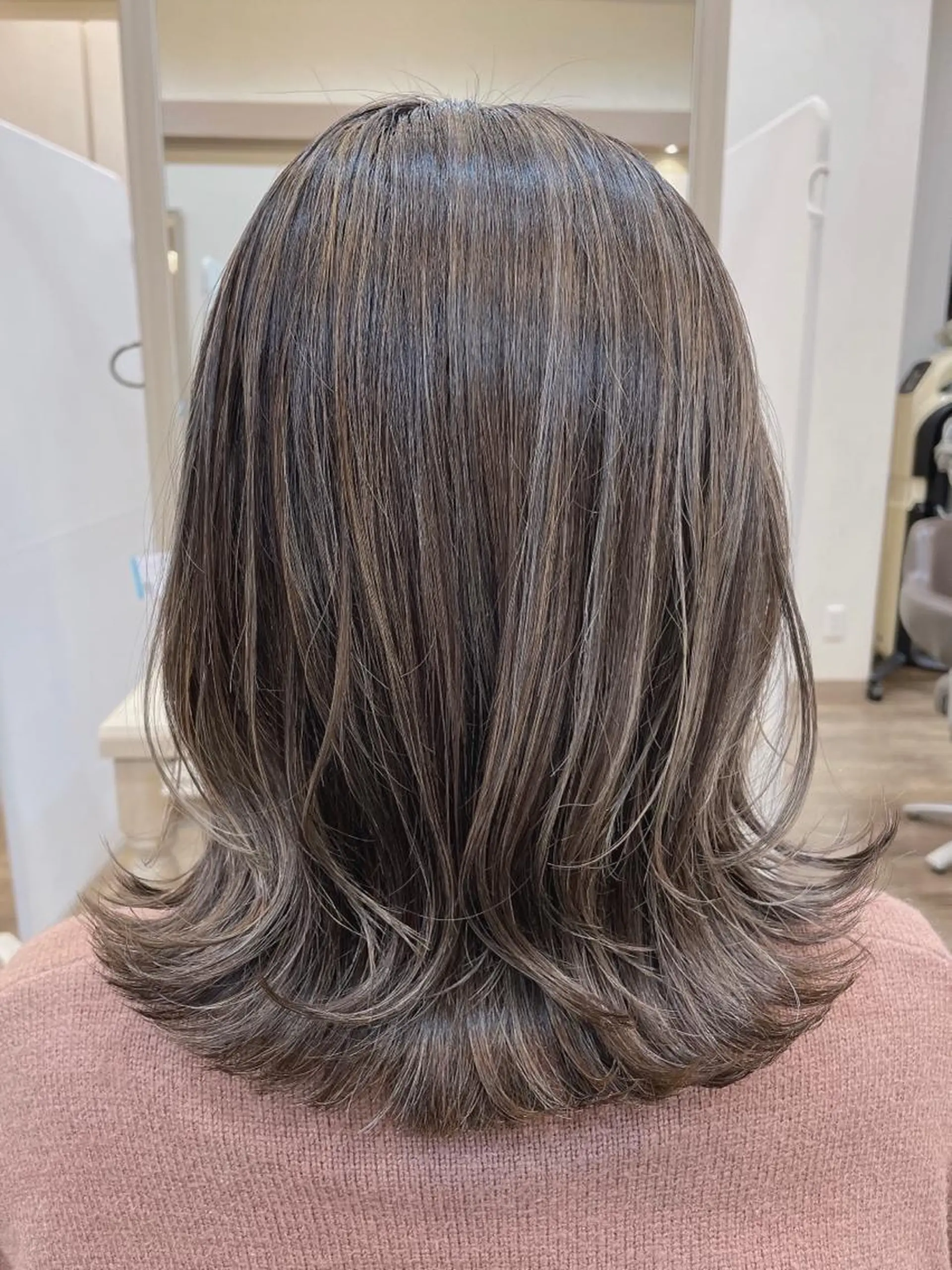 ミディアム カラー カット ヘアカラー 尚平 40代からの 髪質改善専門のその他イメージ