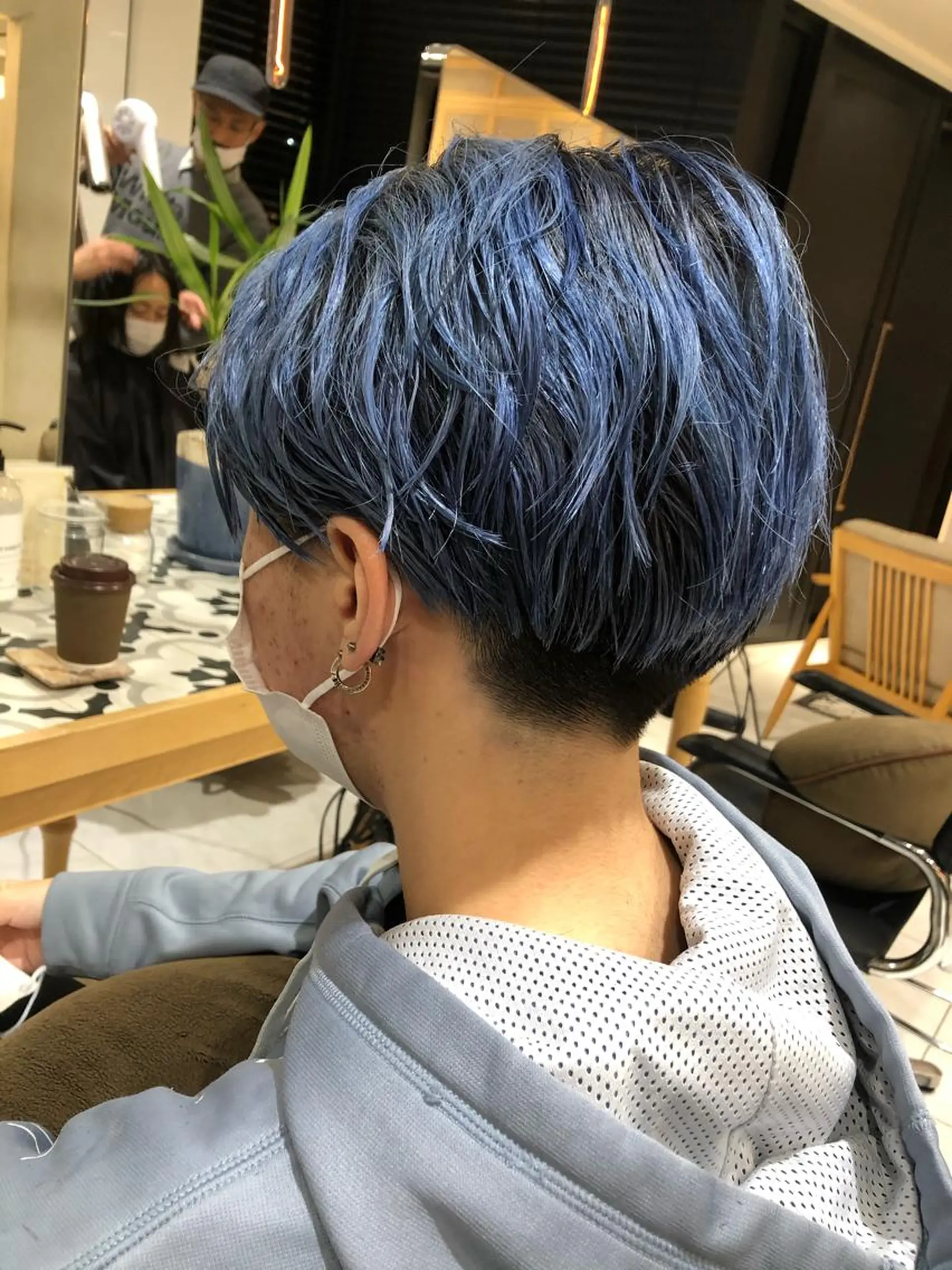 ショート カラー メンズ ブルーカラー ミヤギ リュウキのヘアスタイル