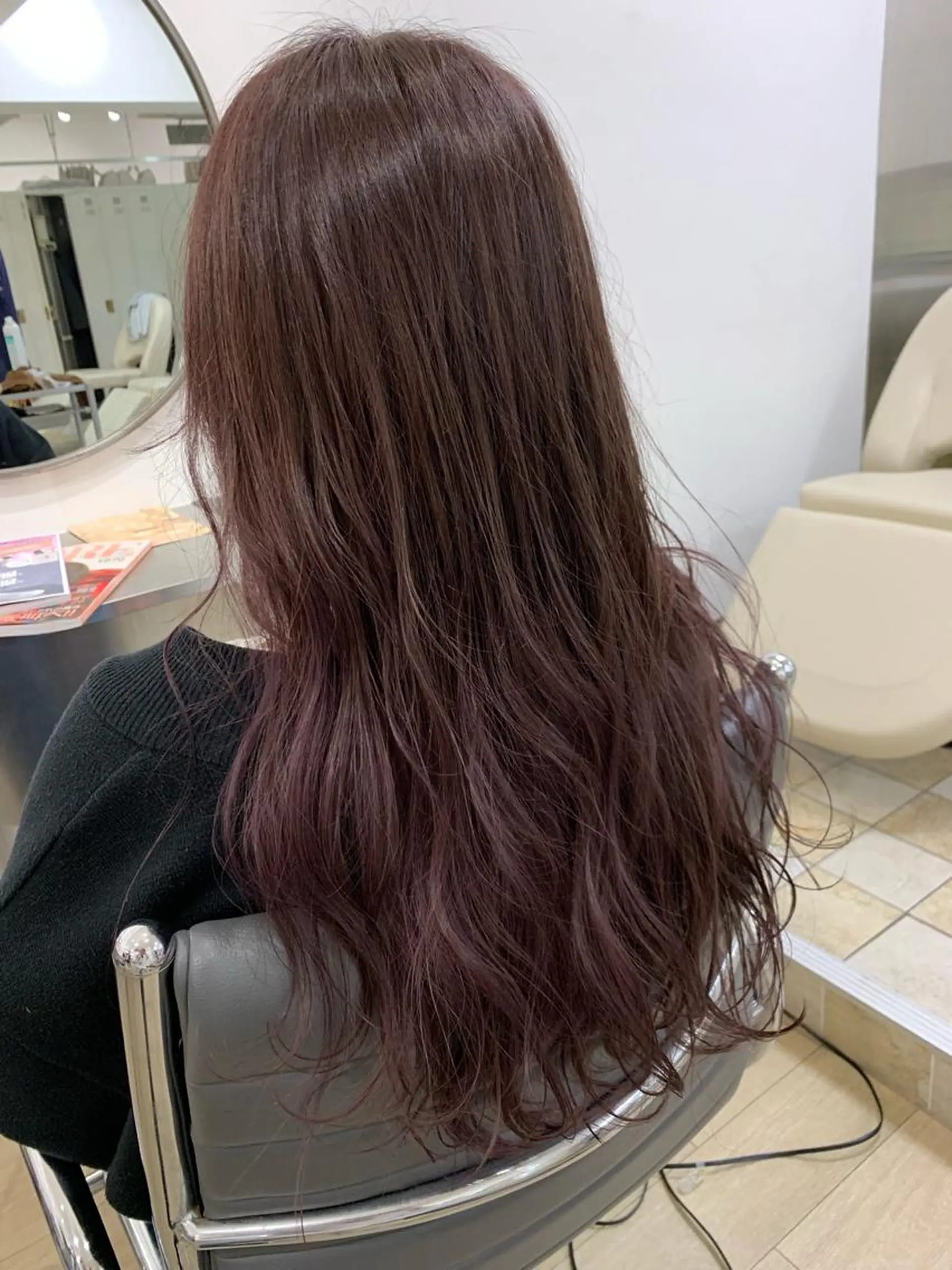 ロング カラー SOA所属・西村あきや トレンド韓国ヘアのヘアスタイル