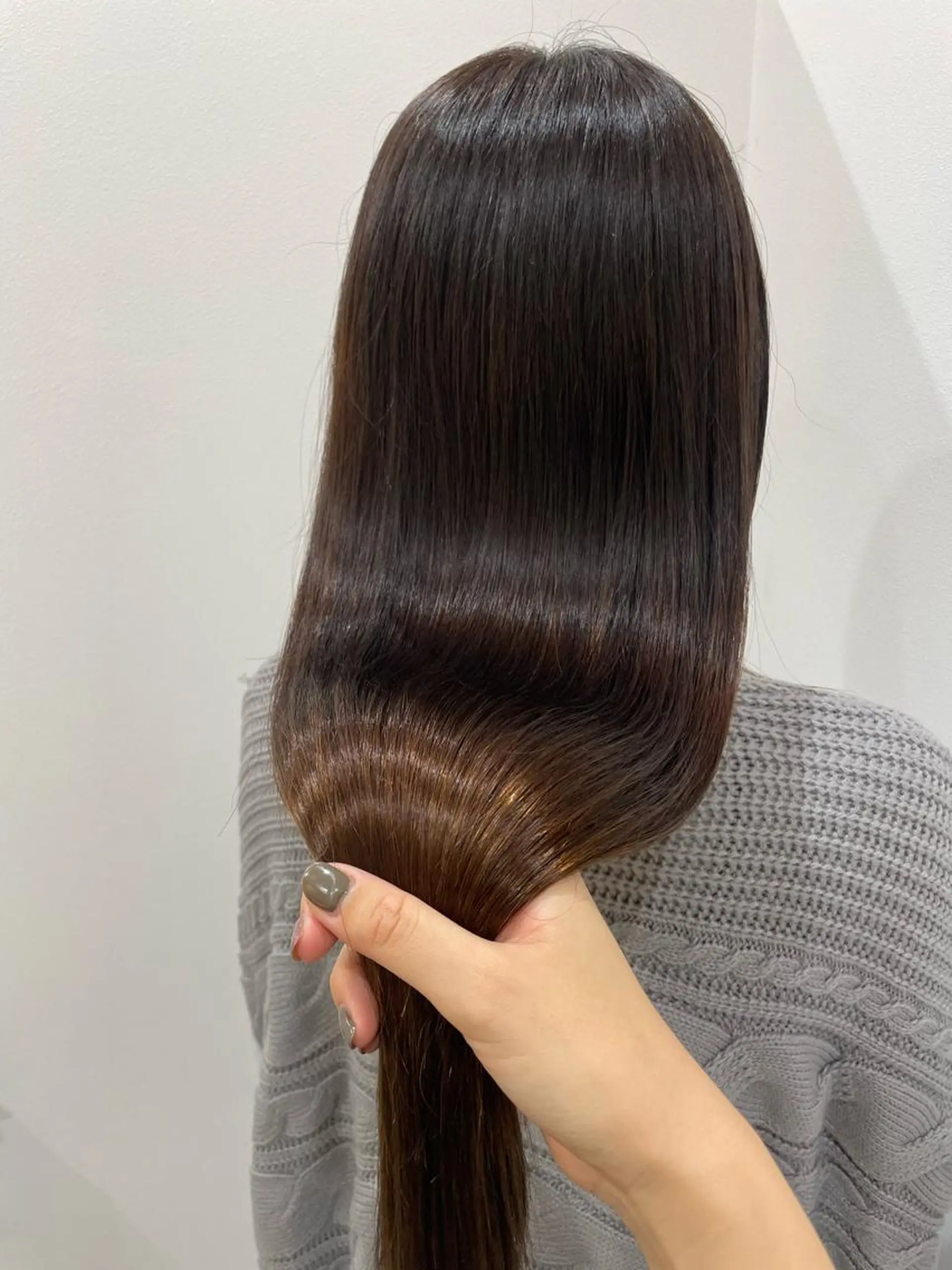 ロング カラー カット 縮毛矯正 髪質改善🌱 高橋みなみのヘアスタイル