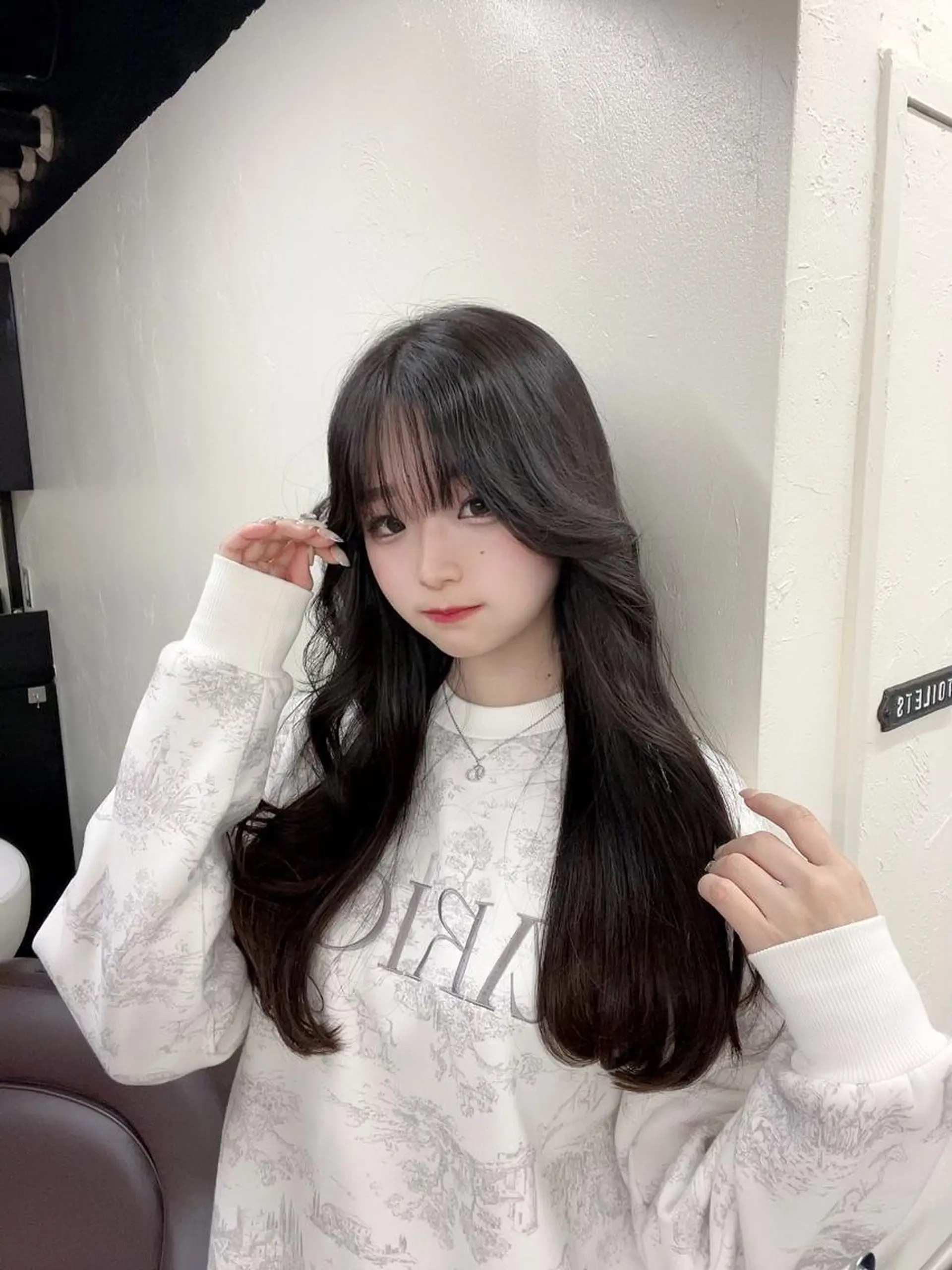 ロング ウルフ/レイヤー /髪質改善　ナユタのヘアスタイル